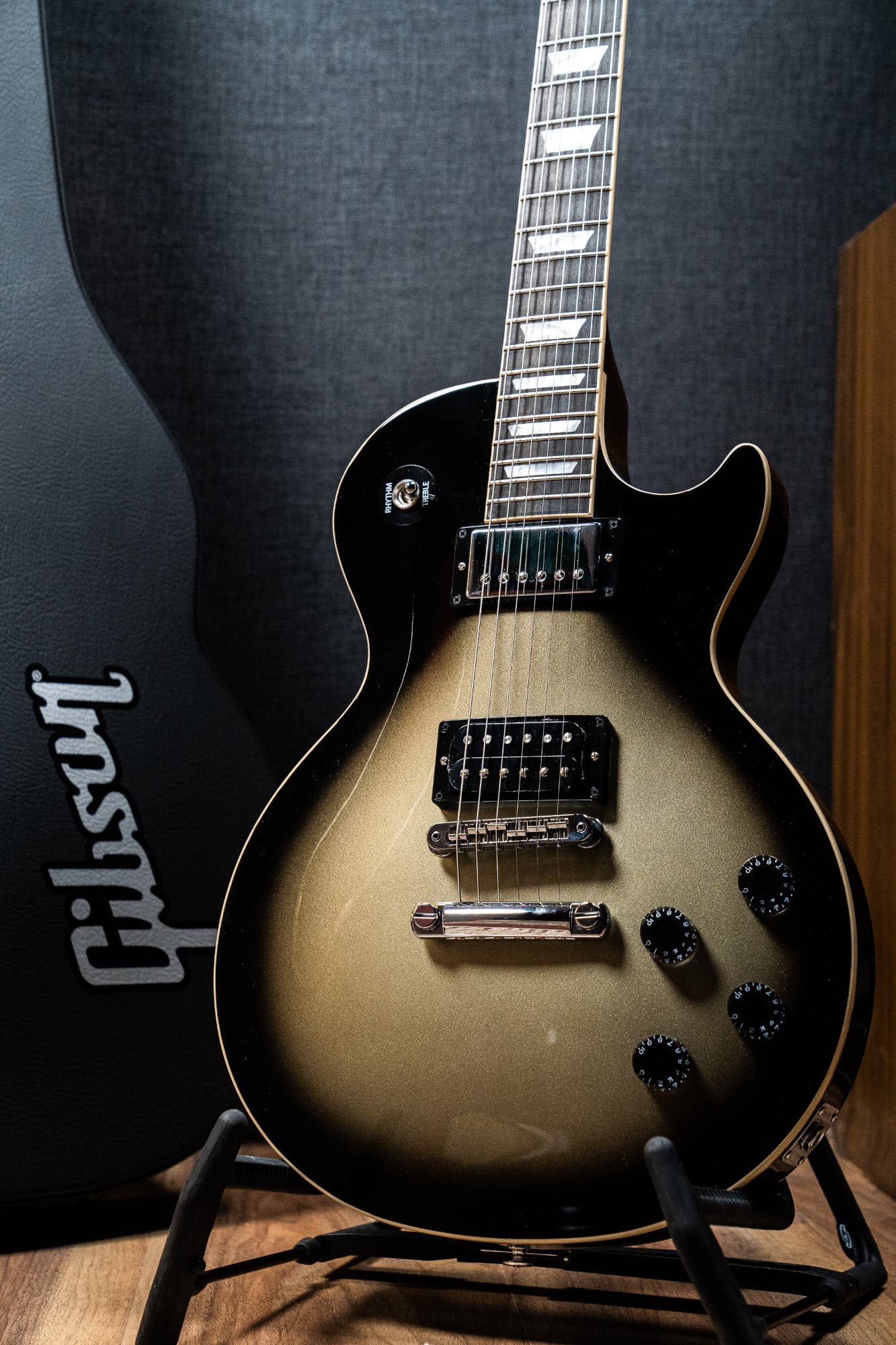 Gibson Adam Jones Les Paul Standard w/Case -  Antique Silverburst