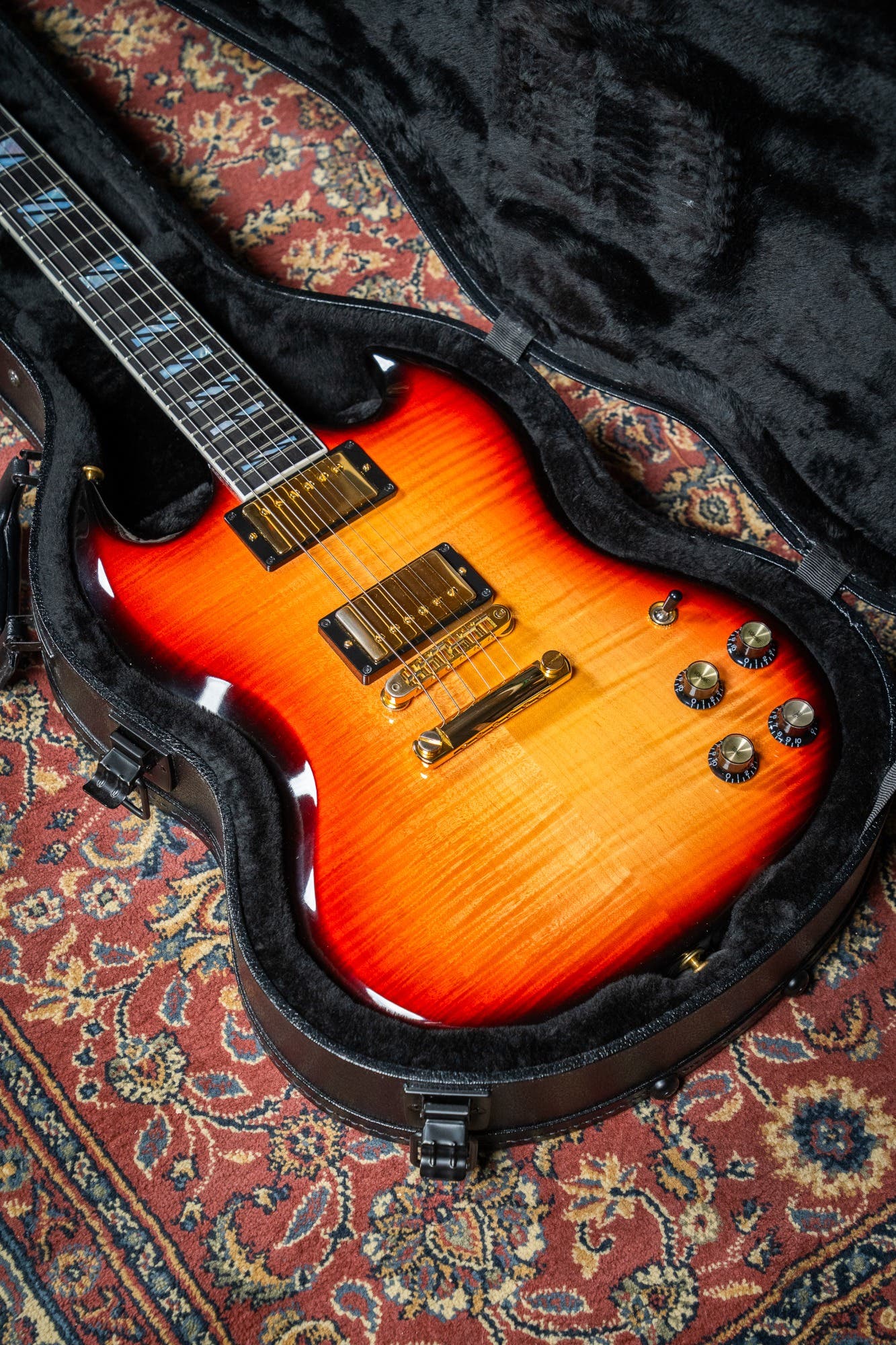 Gibson SG Supreme w/Case - Fireburst - Pre-Owned