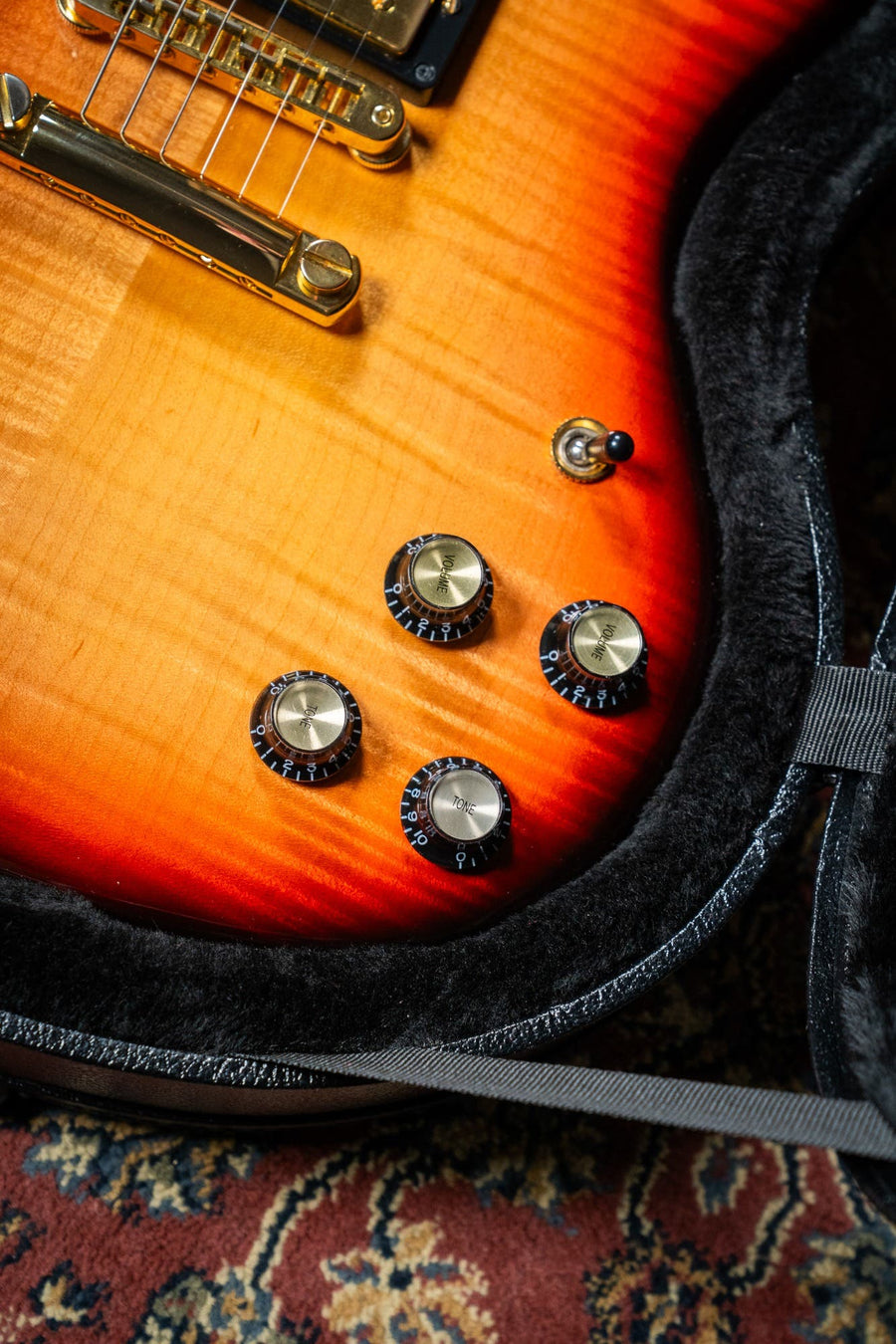 Gibson SG Supreme w/Case - Fireburst - Pre-Owned