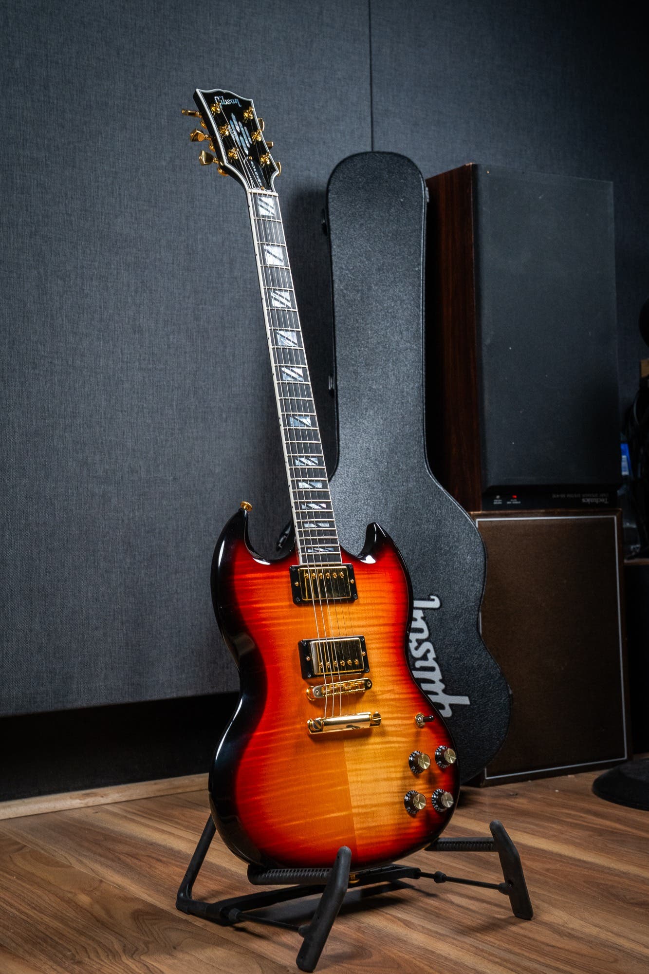 Gibson SG Supreme w/Case - Fireburst - Pre-Owned