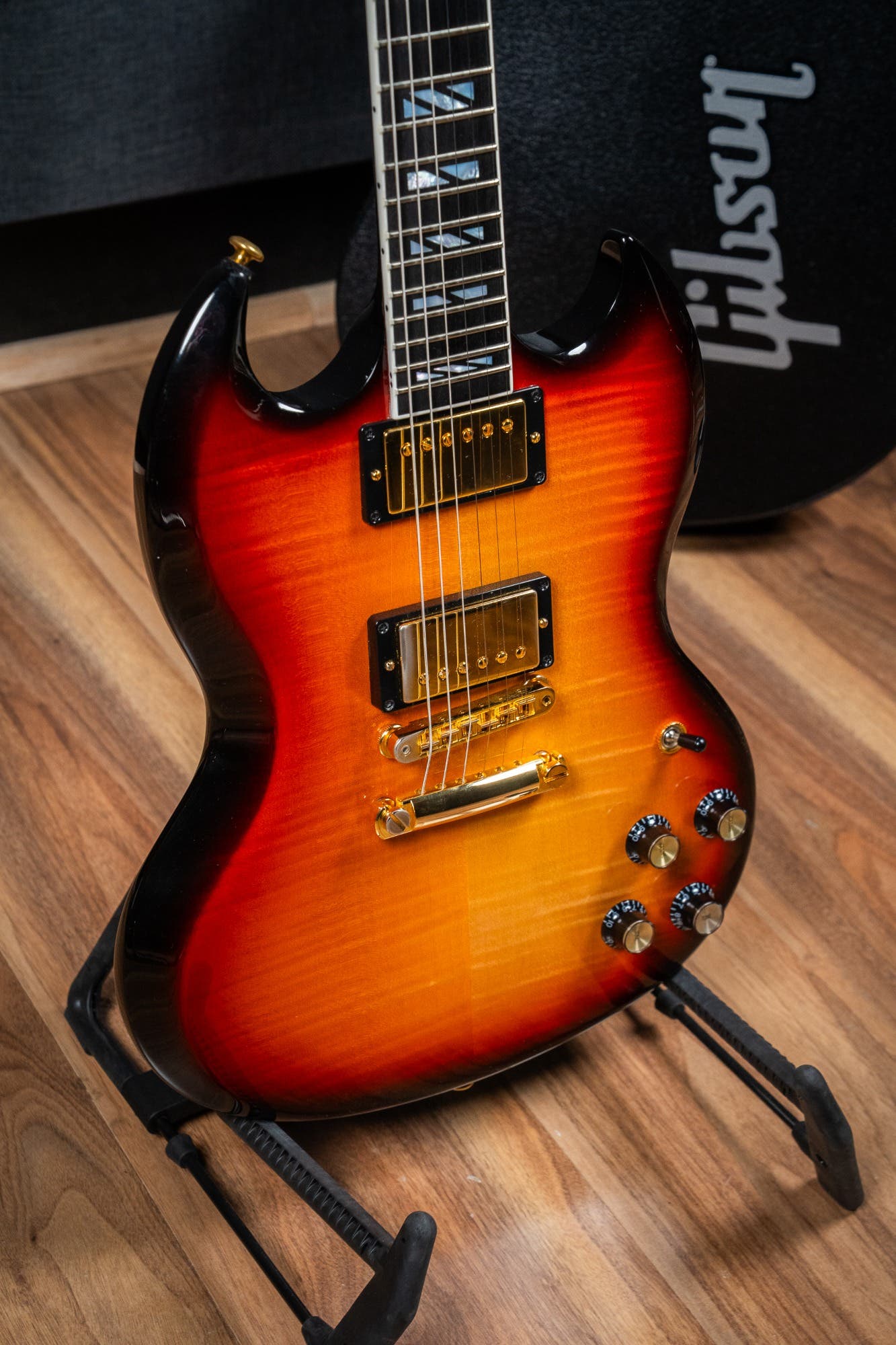 Gibson SG Supreme w/Case - Fireburst - Pre-Owned