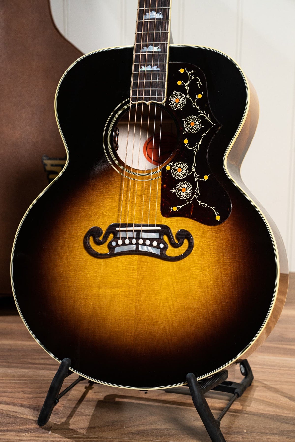 Gibson SJ-200 Original Acoustic Guitar w/Case - Vintage Sunburst