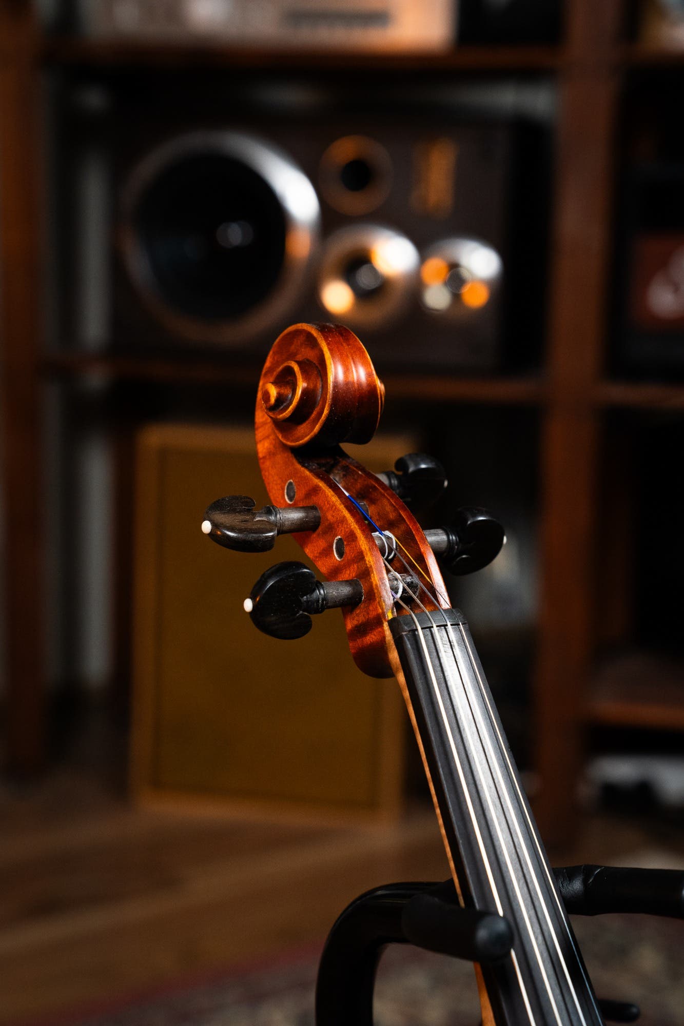 GLIGA 4/4 VASILE NO 5 VIOLIN PROFESSIONAL SETUP W/OPAL GOLD STRINGS (VIOLIN ONLY)