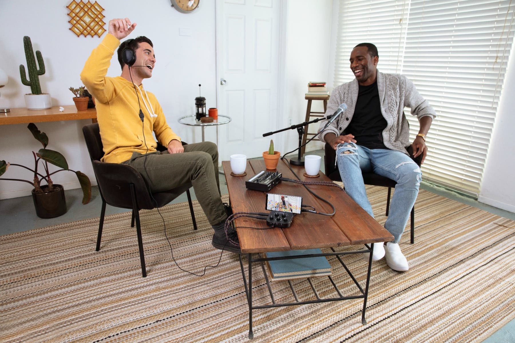 Roland Go:Mixer Pro X Audio Mixer for Smartphones