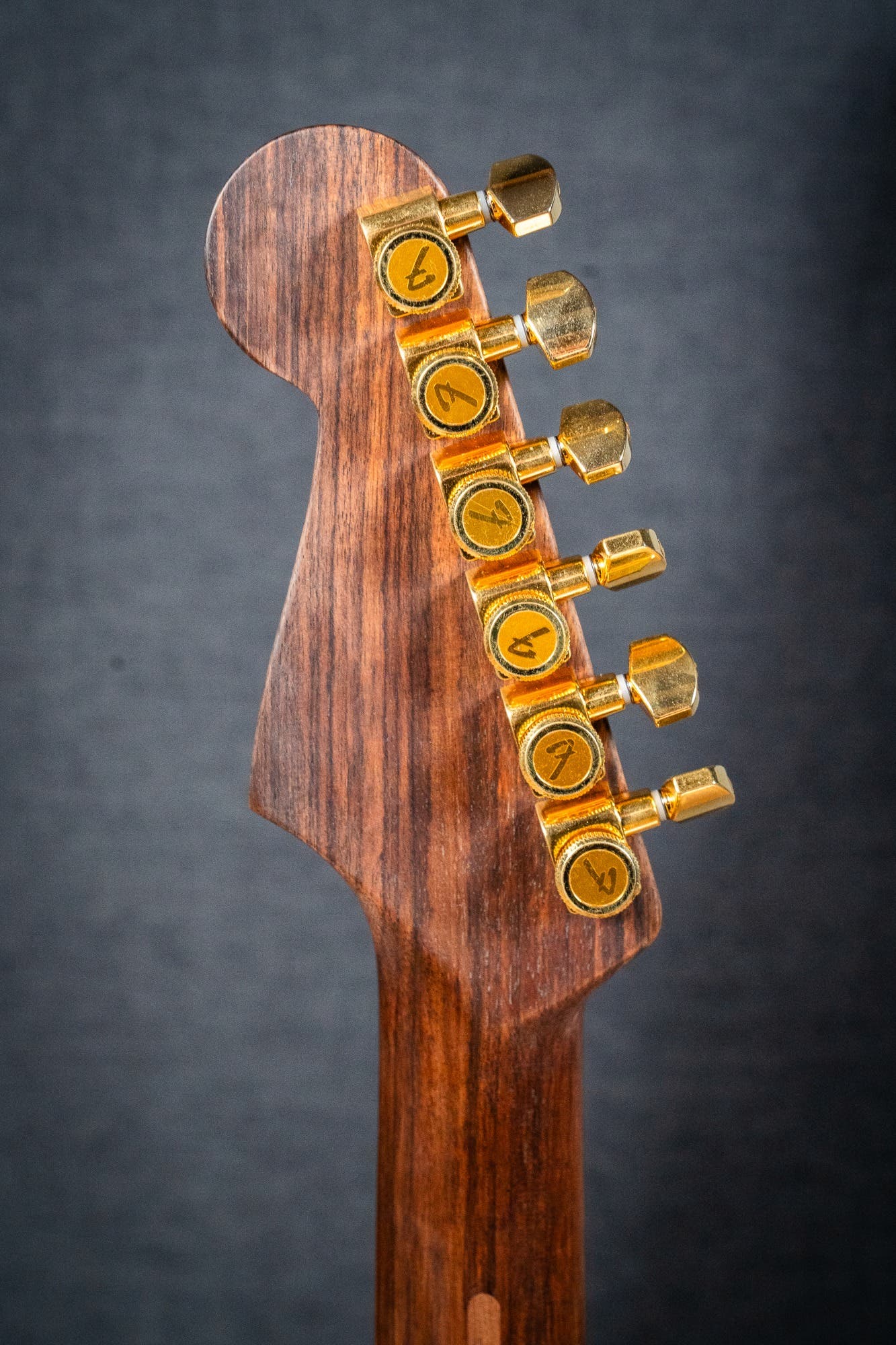 Partscaster - Lincoln Brewster Strat Body / Full RW Neck / Vegatrem / Gilmour & Hendrix Pickups w/DLX Case - Aztec Gold - Pre-Owned