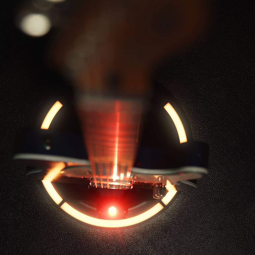 Gravity GRA-GGSLSA01B A-Frame Guitar Glow Stand