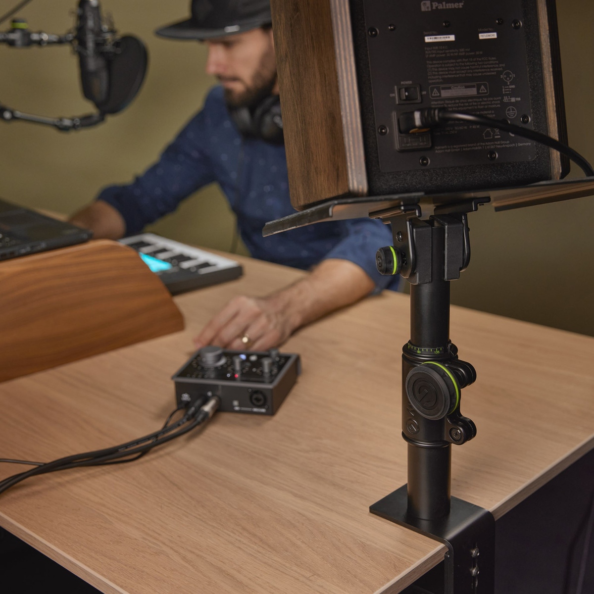 Gravity GSP3102TM Adjustable Monitor Stand w/Table Clamp (Single)