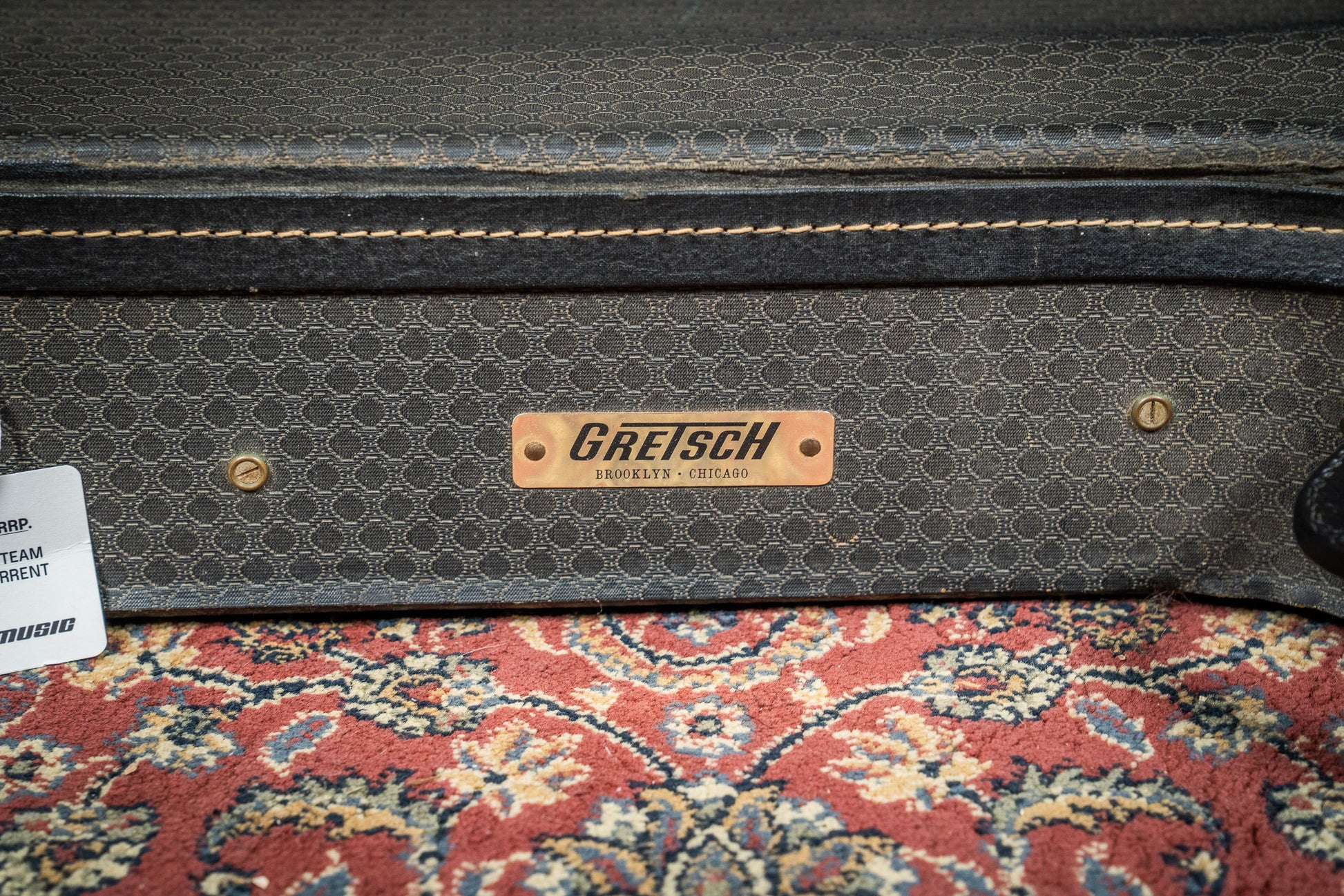 Gretsch 1972 White Falcon G6136 w/Case - Pre-Owned (Vintage)