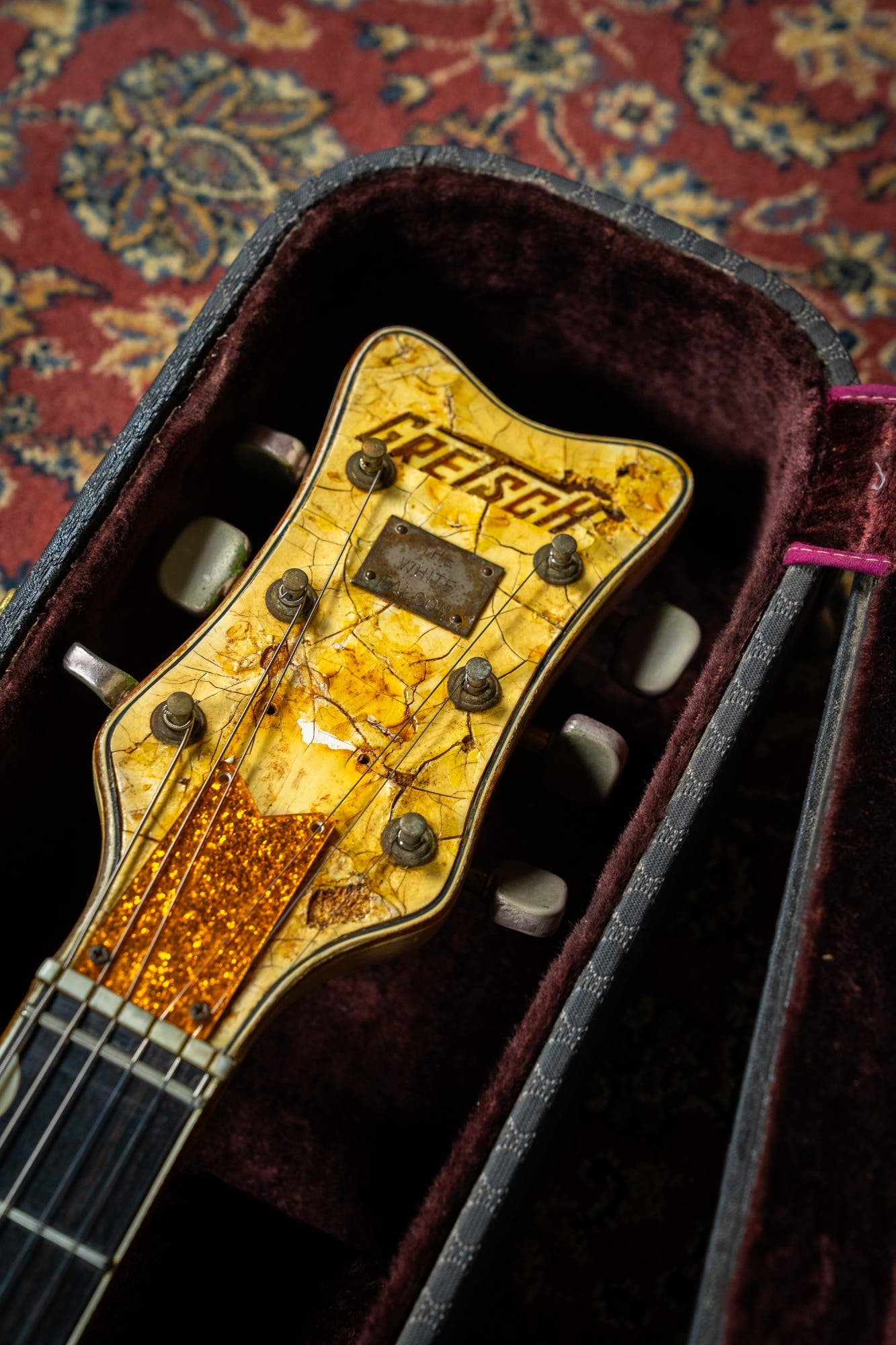 Gretsch 1972 White Falcon G6136 w/Case - Pre-Owned (Vintage)