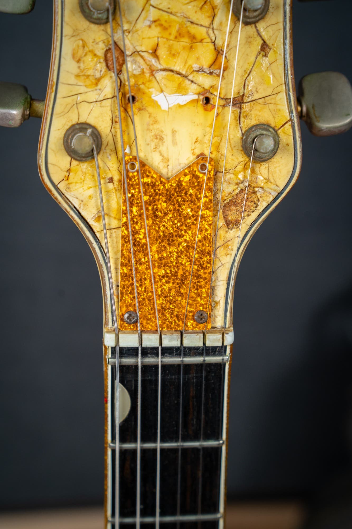 Gretsch 1972 White Falcon G6136 w/Case - Pre-Owned (Vintage)