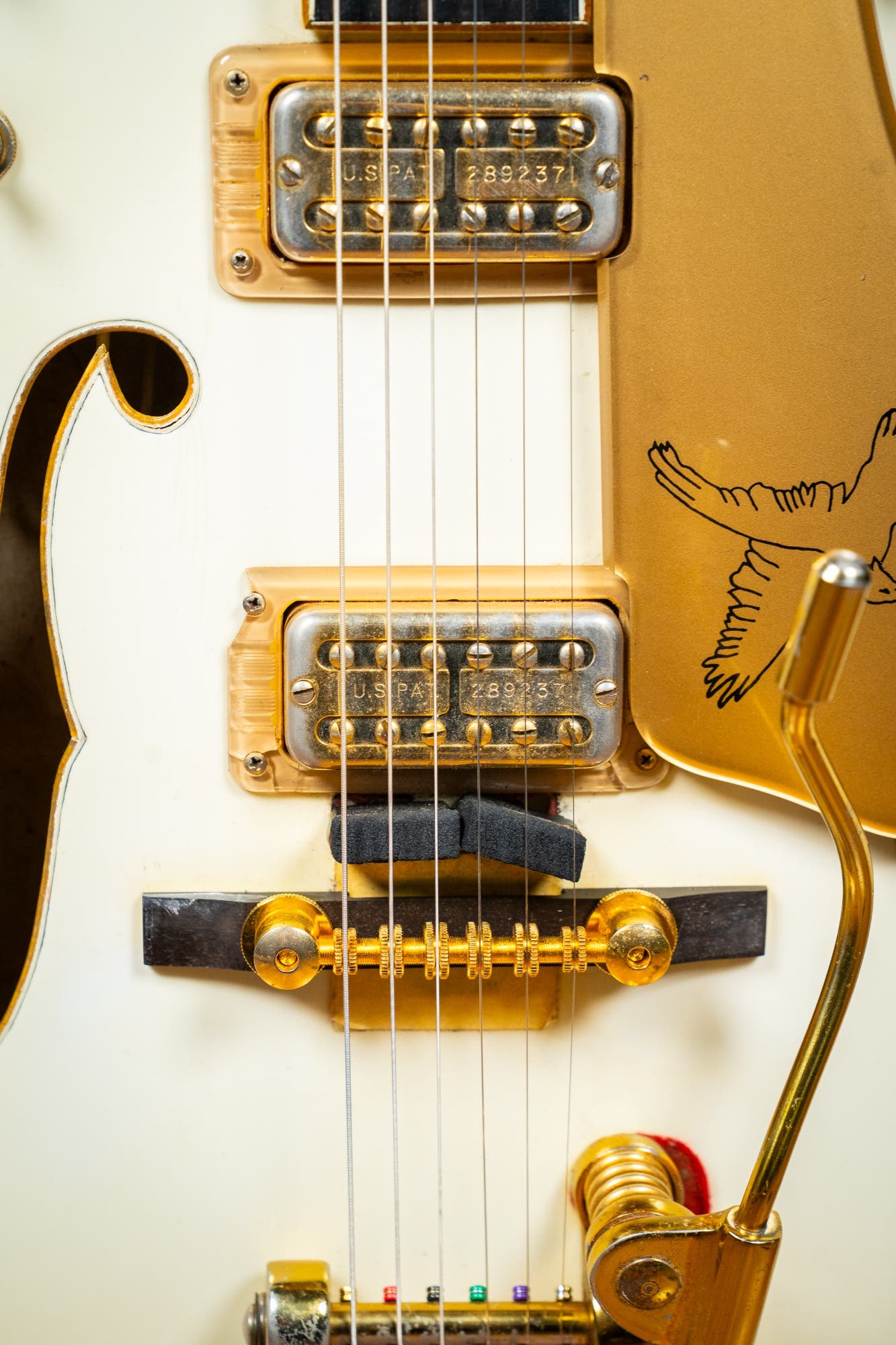 Gretsch 1972 White Falcon G6136 w/Case - Pre-Owned (Vintage)