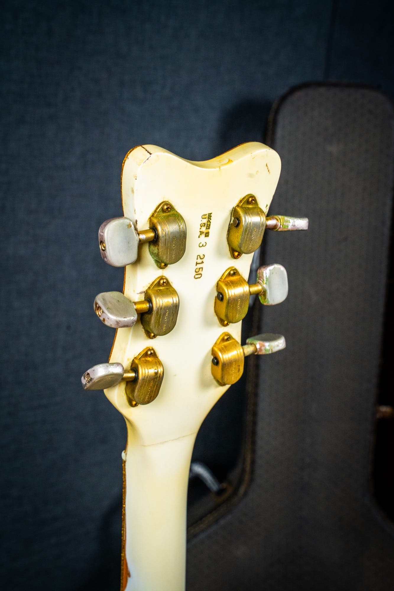 Gretsch 1972 White Falcon G6136 w/Case - Pre-Owned (Vintage)