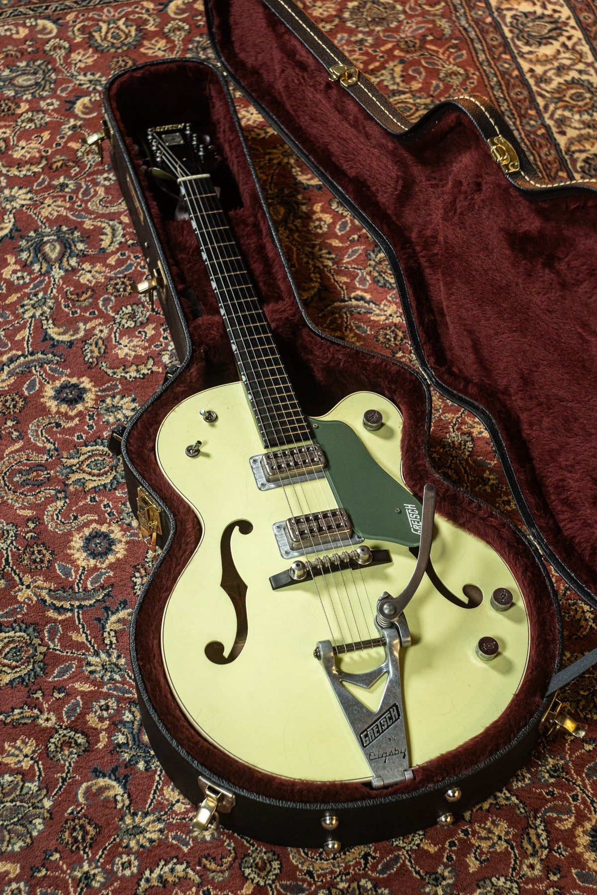 Gretsch USA G6118-R-CST Anniversary Relic Stephen Stern Masterbuilt - 2-Tone Smoke Green (#UC07030197) - Pre-Owned