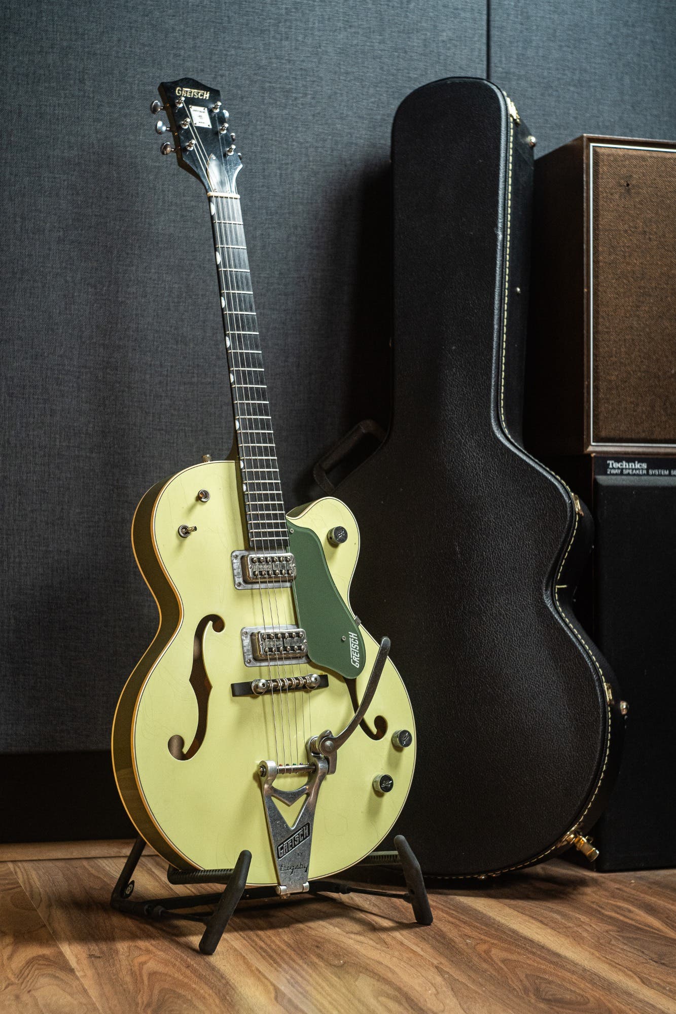 Gretsch USA G6118-R-CST Anniversary Relic Stephen Stern Masterbuilt - 2-Tone Smoke Green (#UC07030197) - Pre-Owned