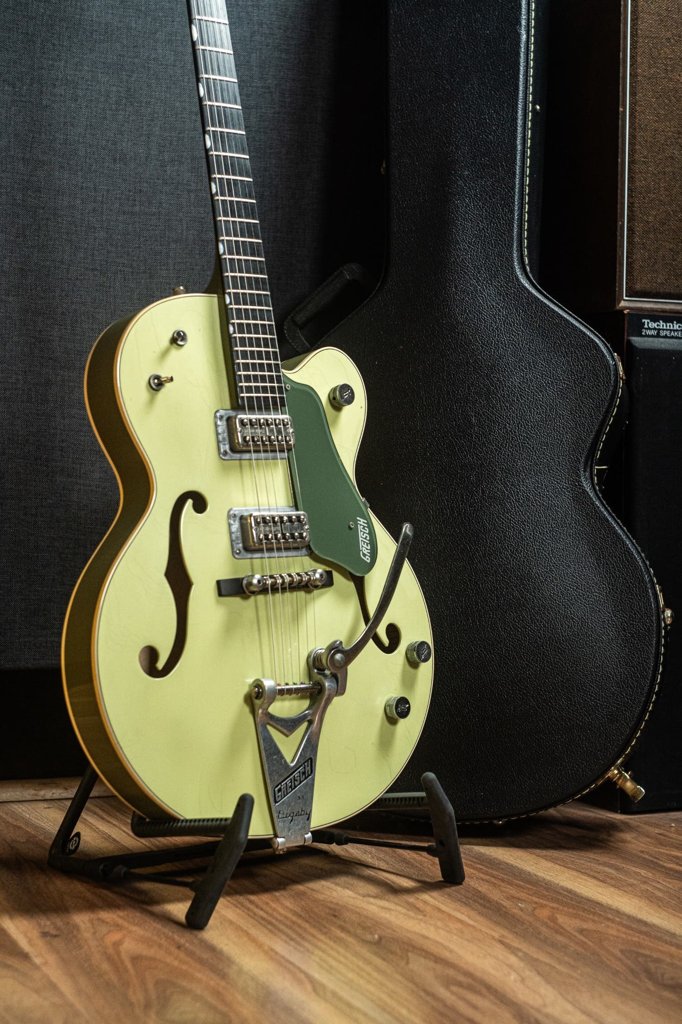 Gretsch USA G6118-R-CST Anniversary Relic Stephen Stern Masterbuilt - 2-Tone Smoke Green (#UC07030197) - Pre-Owned