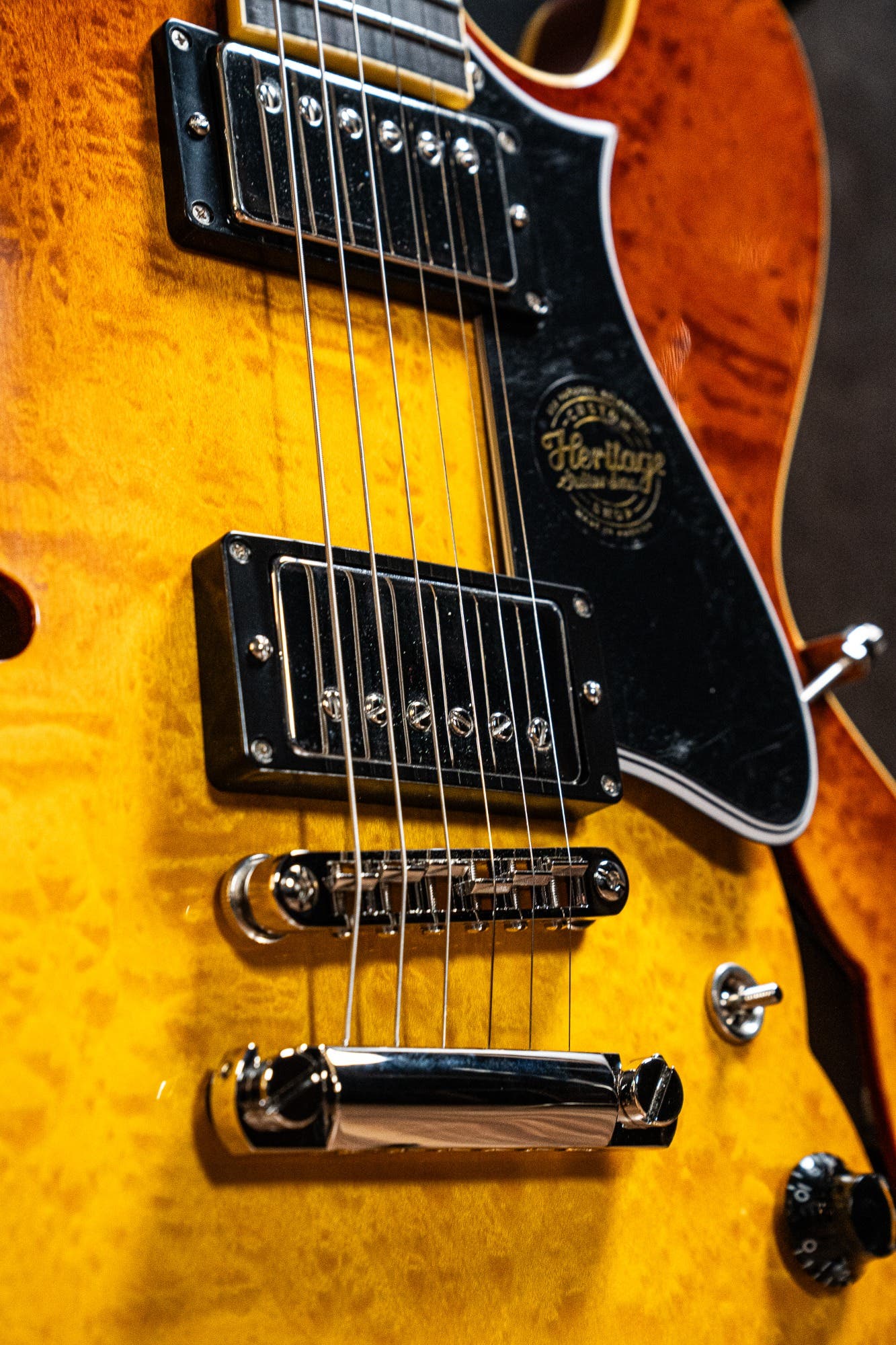 Heritage Custom Shop Core H-535 Blistered Maple Electric Guitar w/Case - Almond Sunburst