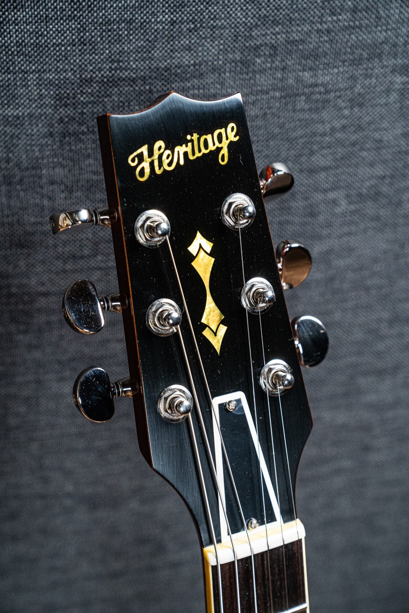 Heritage Custom Shop Core H-535 Blistered Maple Electric Guitar w/Case - Almond Sunburst