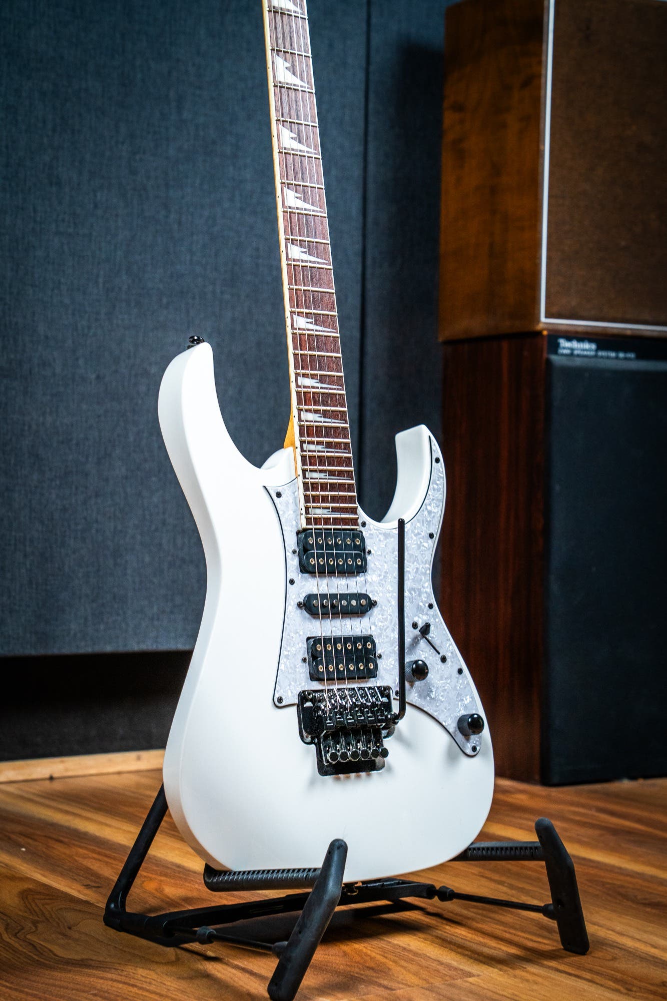 Ibanez RG350DXZ - White - Pre-Owned