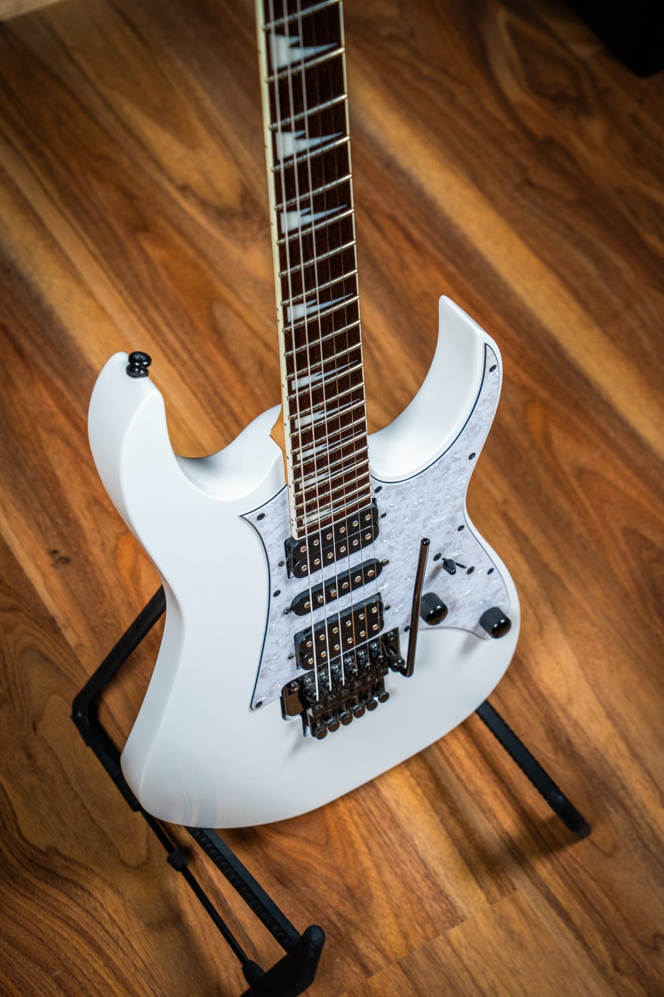 Ibanez RG350DXZ - White - Pre-Owned