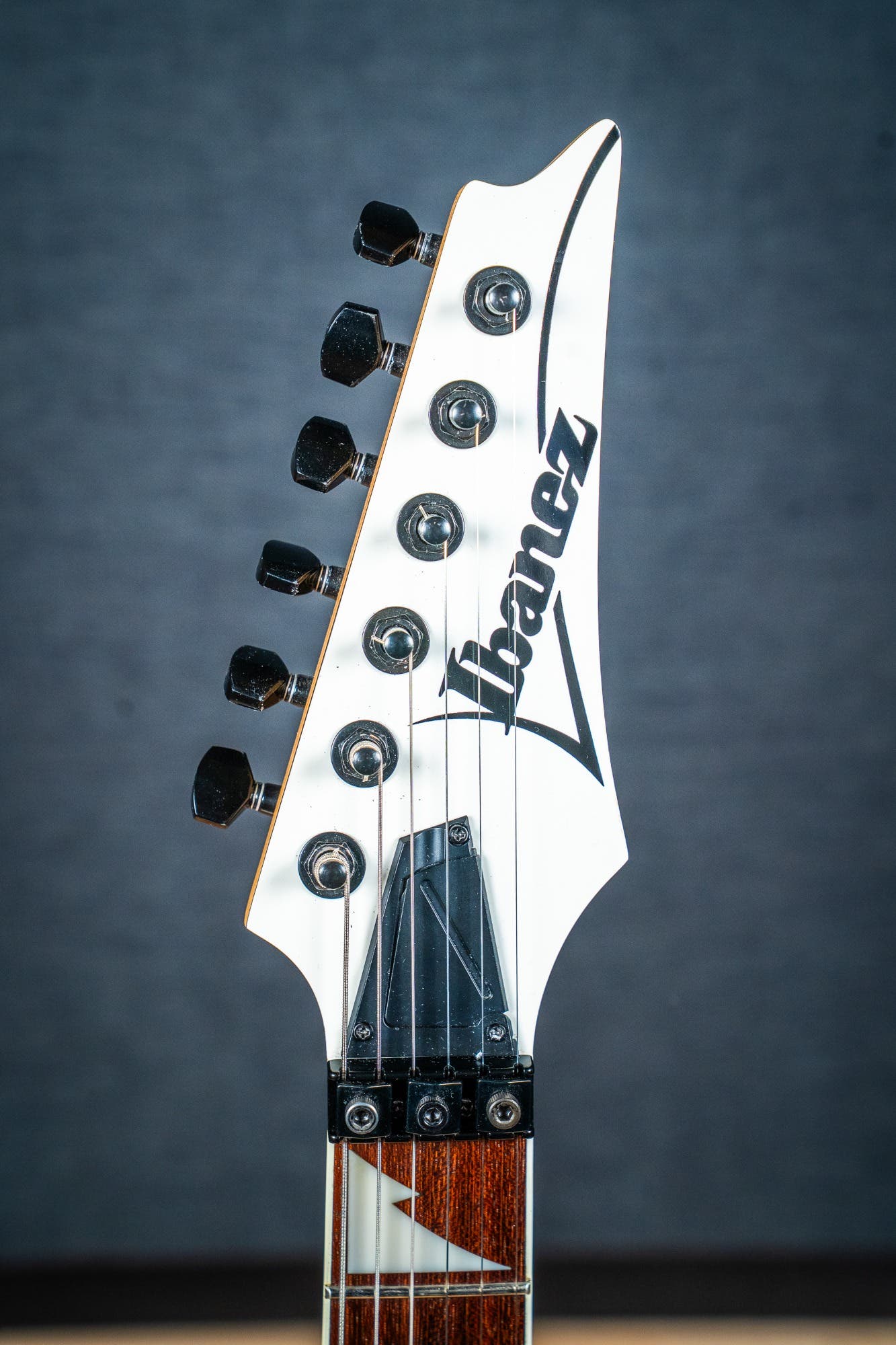 Ibanez RG350DXZ - White - Pre-Owned