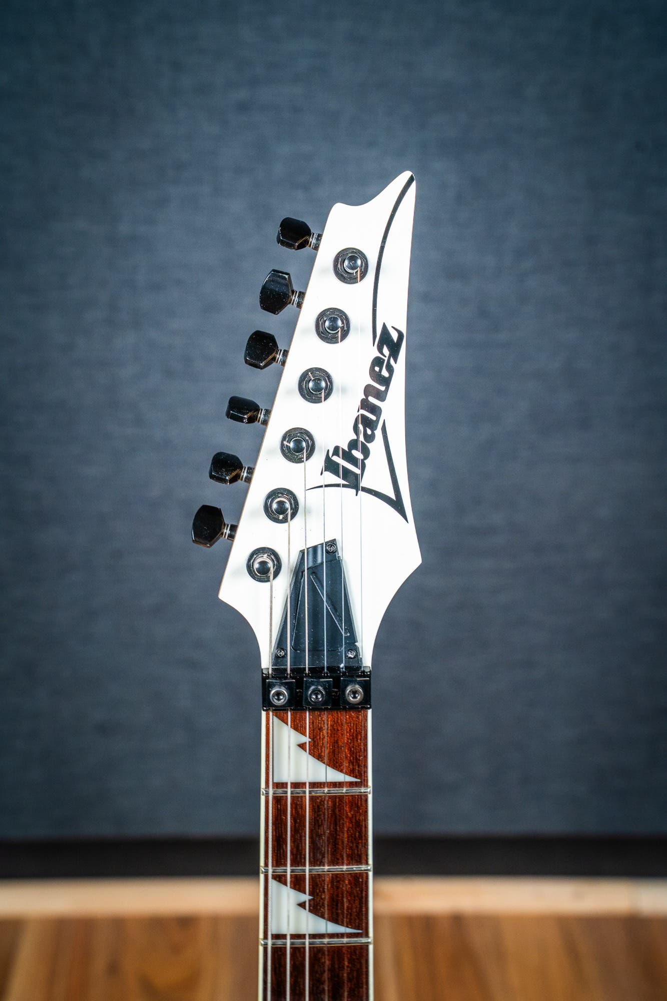 Ibanez RG350DXZ - White - Pre-Owned