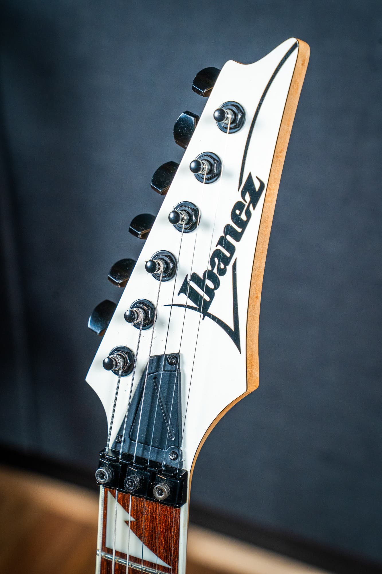 Ibanez RG350DXZ - White - Pre-Owned