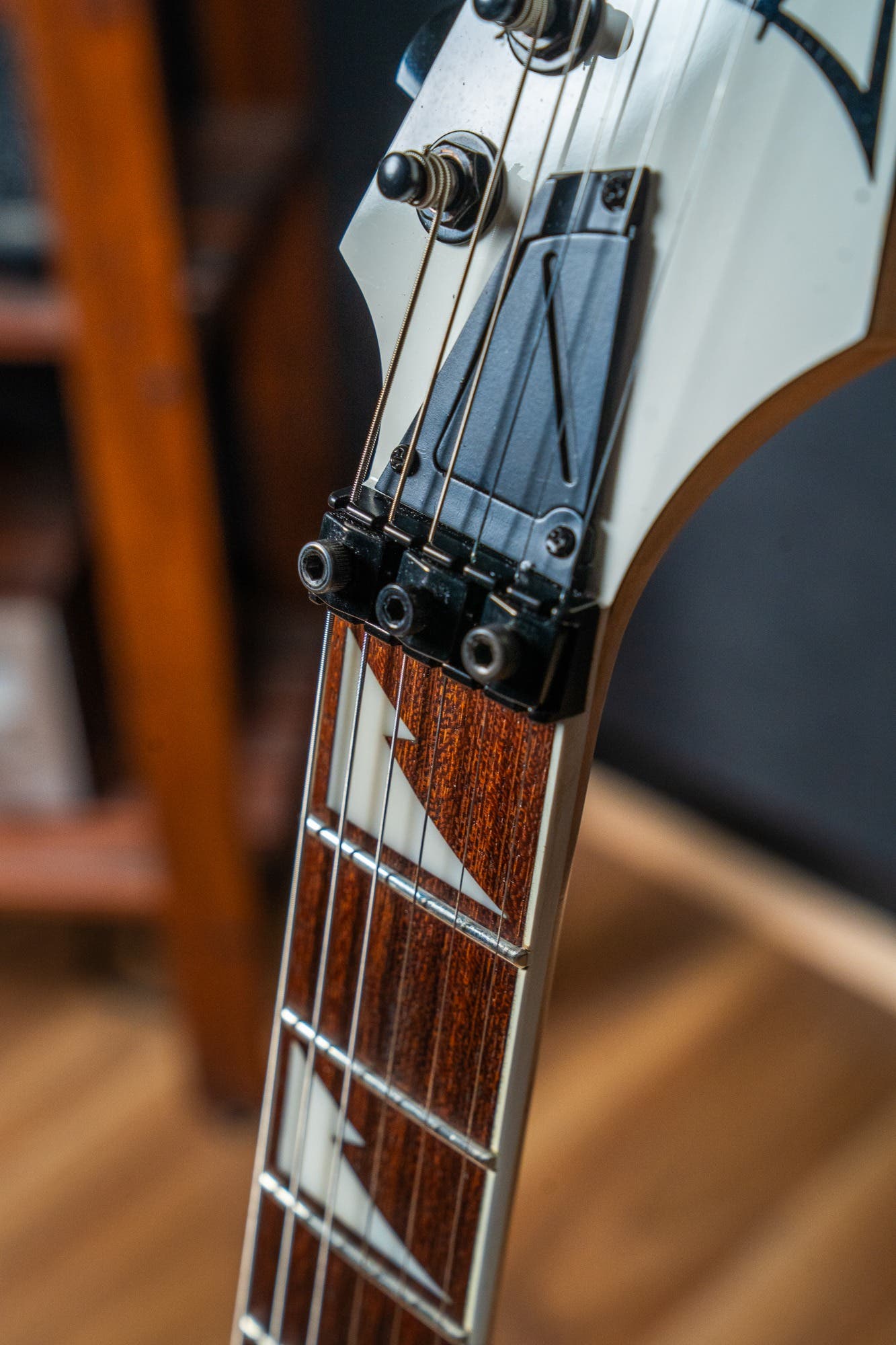 Ibanez RG350DXZ - White - Pre-Owned