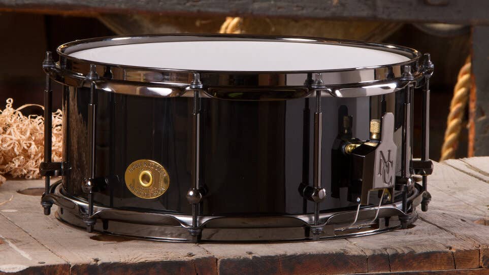 Noble and Cooley 14x5" Classic Maple Snare - Piano Black Gloss - Brass HW / Flanged Chrome Hoops