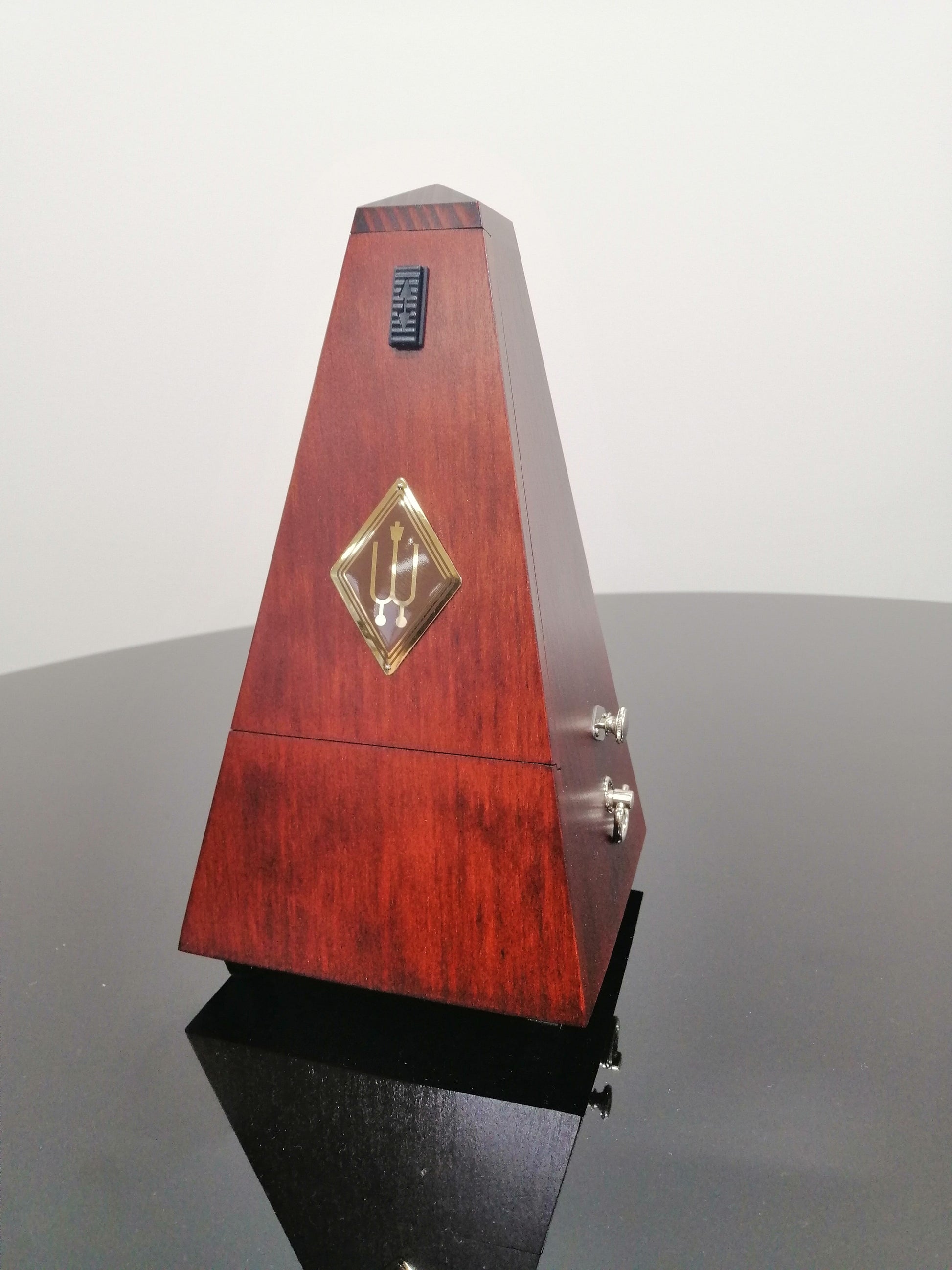 Wittner Metronome - Wood - Matte Mahogany