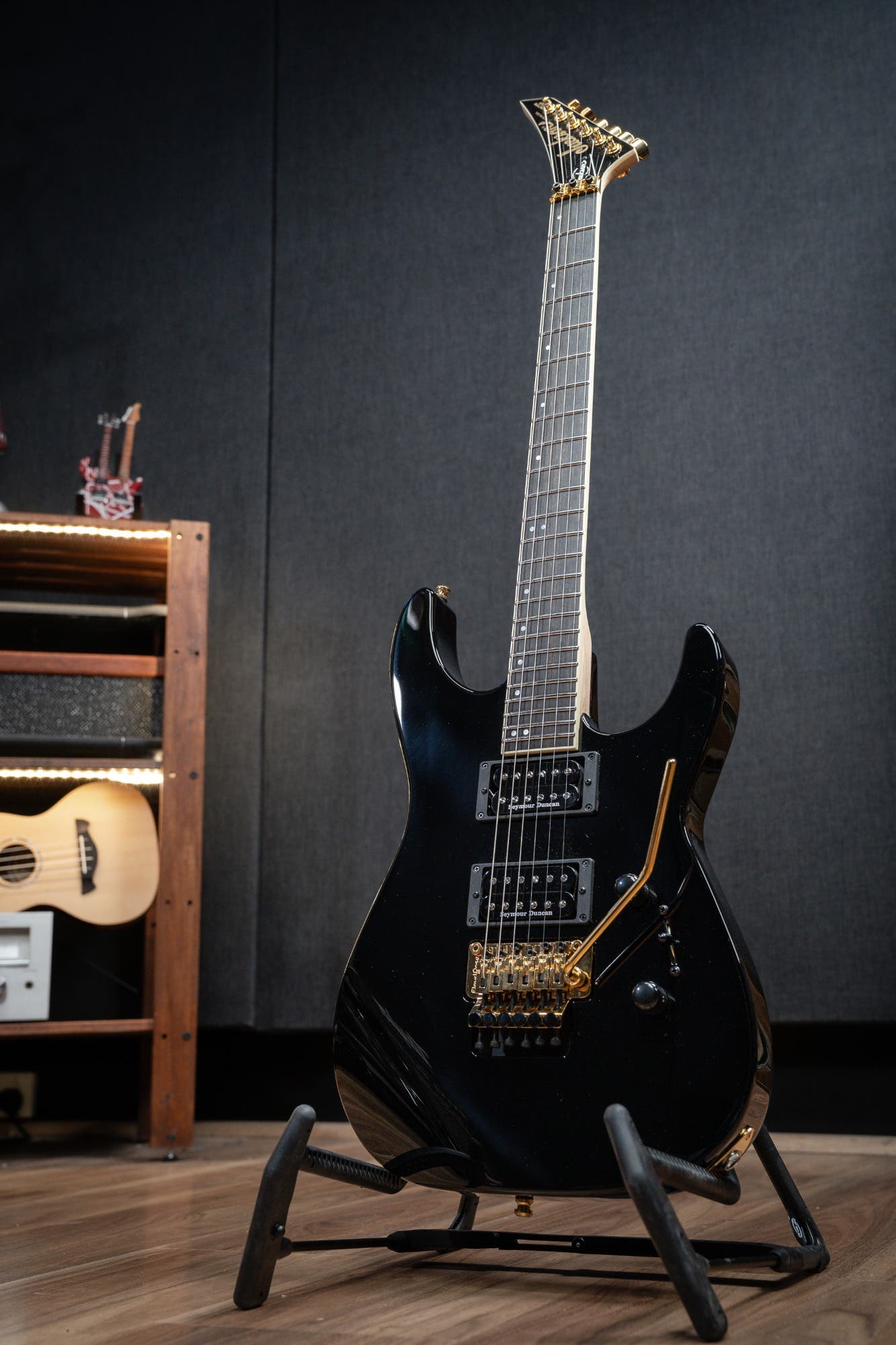 Jackson Custom Shop DK 2H FR Electric Guitar - Black