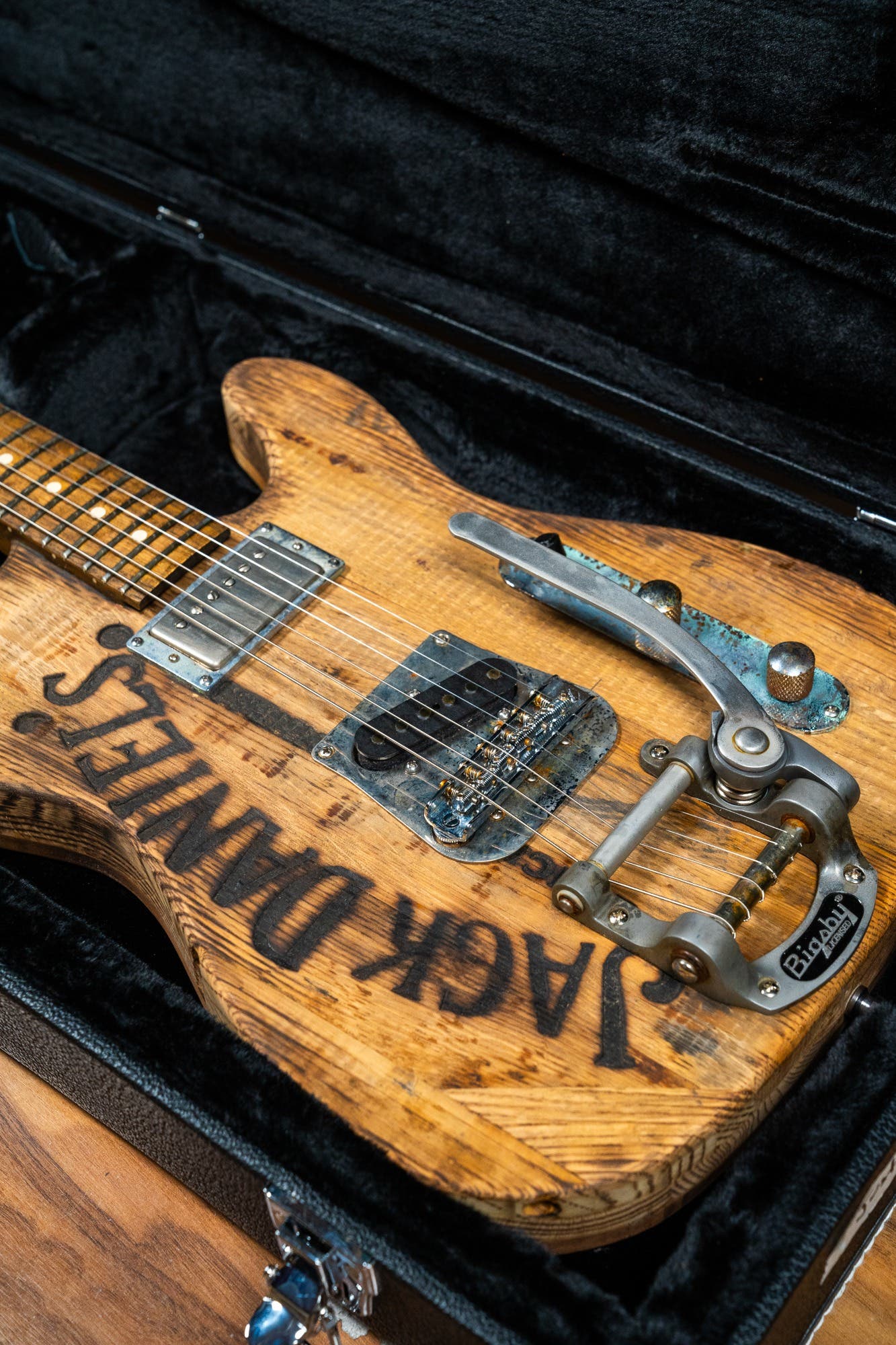 Justin Johnson Signature Guitar w/Bigsby + Gator Case - Whiskey Barrel Jack Daniels - Pre-Owned