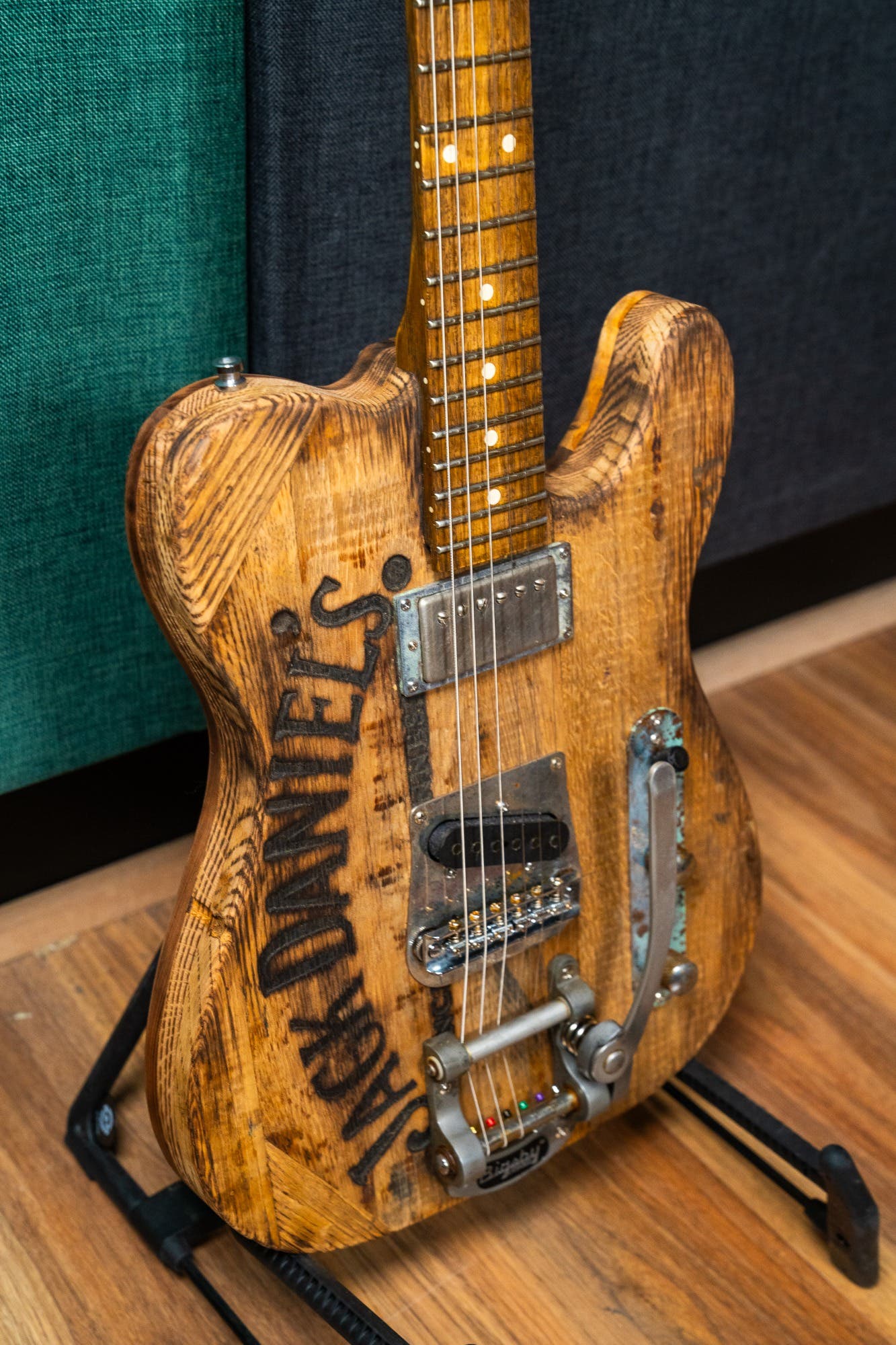 Justin Johnson Signature Guitar w/Bigsby + Gator Case - Whiskey Barrel Jack Daniels - Pre-Owned