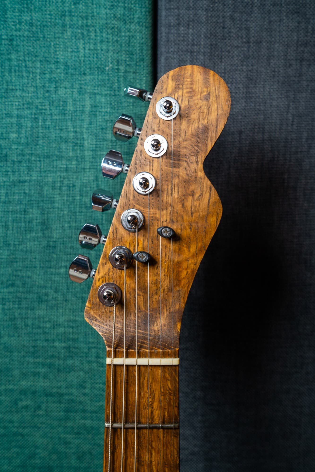 Justin Johnson Signature Guitar w/Bigsby + Gator Case - Whiskey Barrel Jack Daniels - Pre-Owned