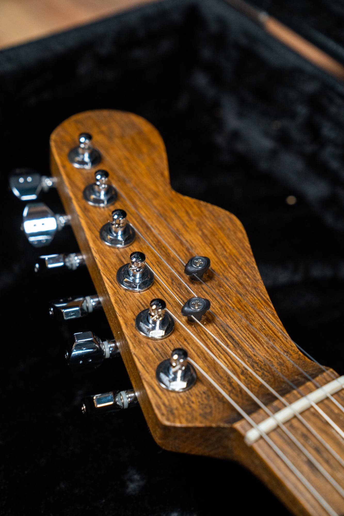 Justin Johnson Signature Guitar + Gator Case - Whiskey Barrel Jack Daniels (Stencil) - Pre-Owned