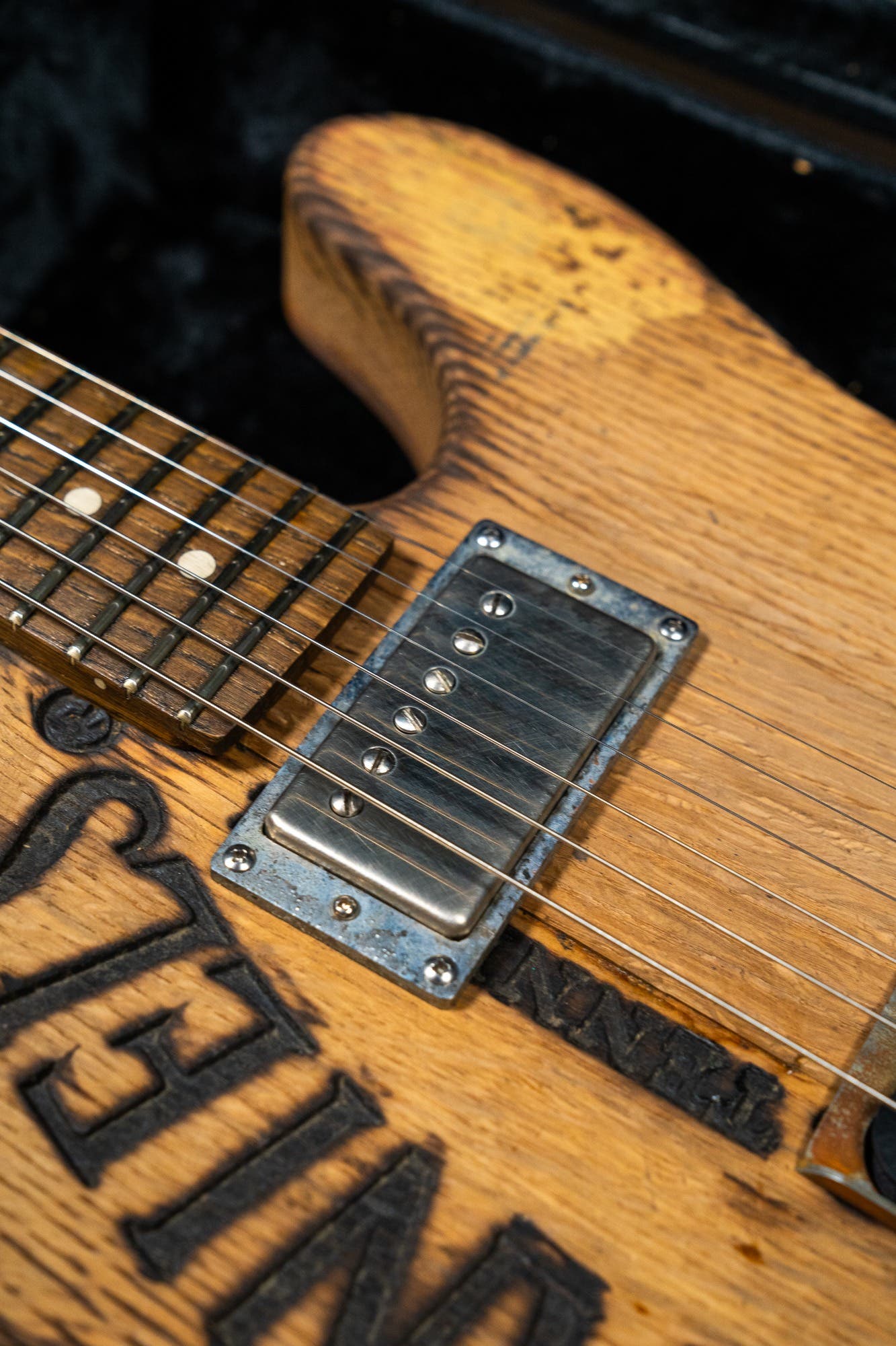 Justin Johnson Signature Guitar + Gator Case - Whiskey Barrel Jack Daniels (Stencil) - Pre-Owned