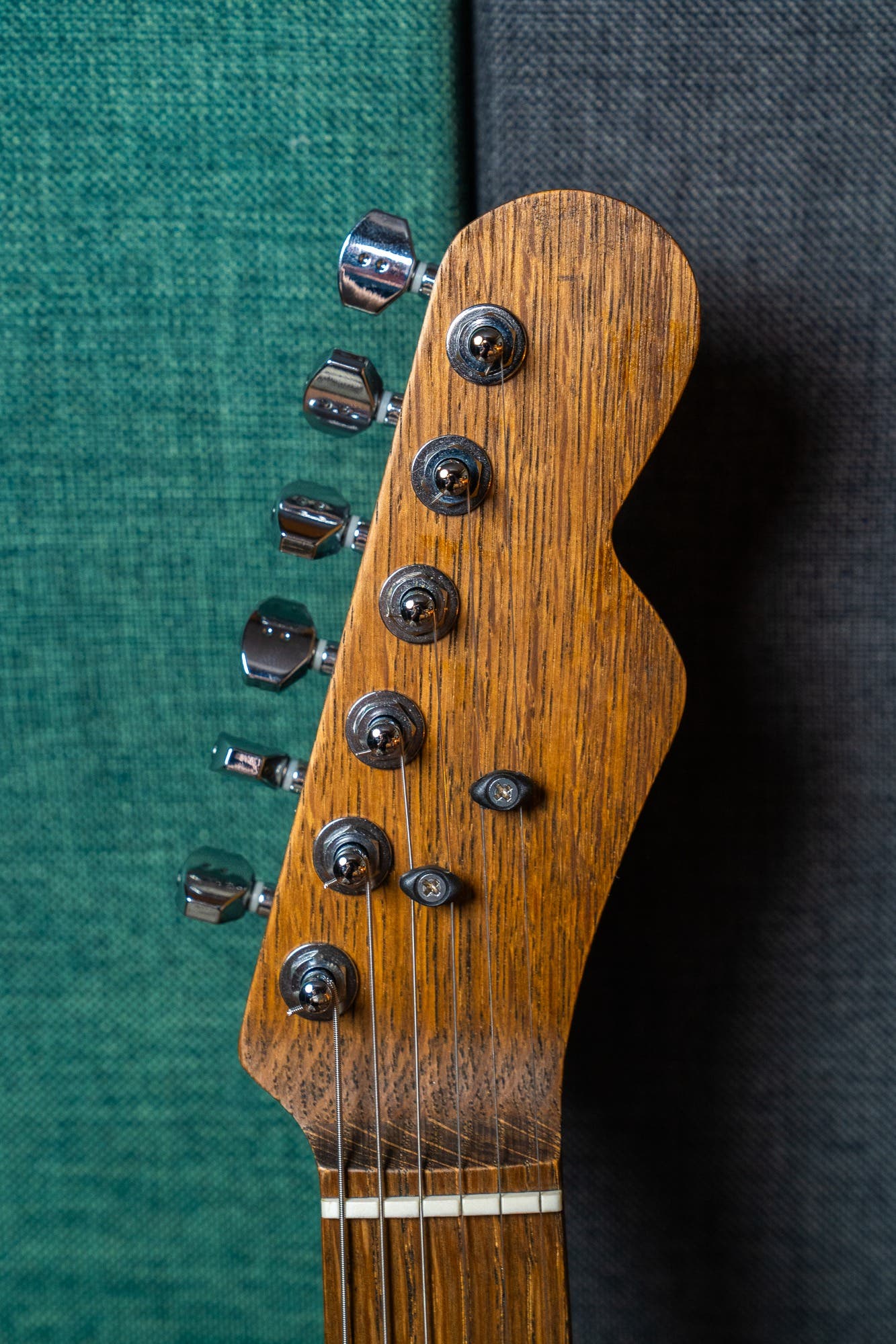 Justin Johnson Signature Guitar + Gator Case - Whiskey Barrel Jack Daniels (Stencil) - Pre-Owned