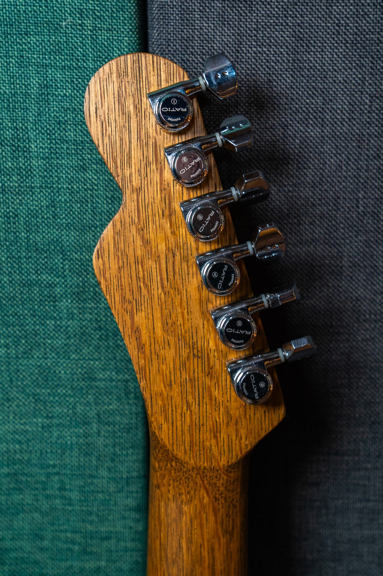 Justin Johnson Signature Guitar + Gator Case - Whiskey Barrel Jack Daniels (Stencil) - Pre-Owned