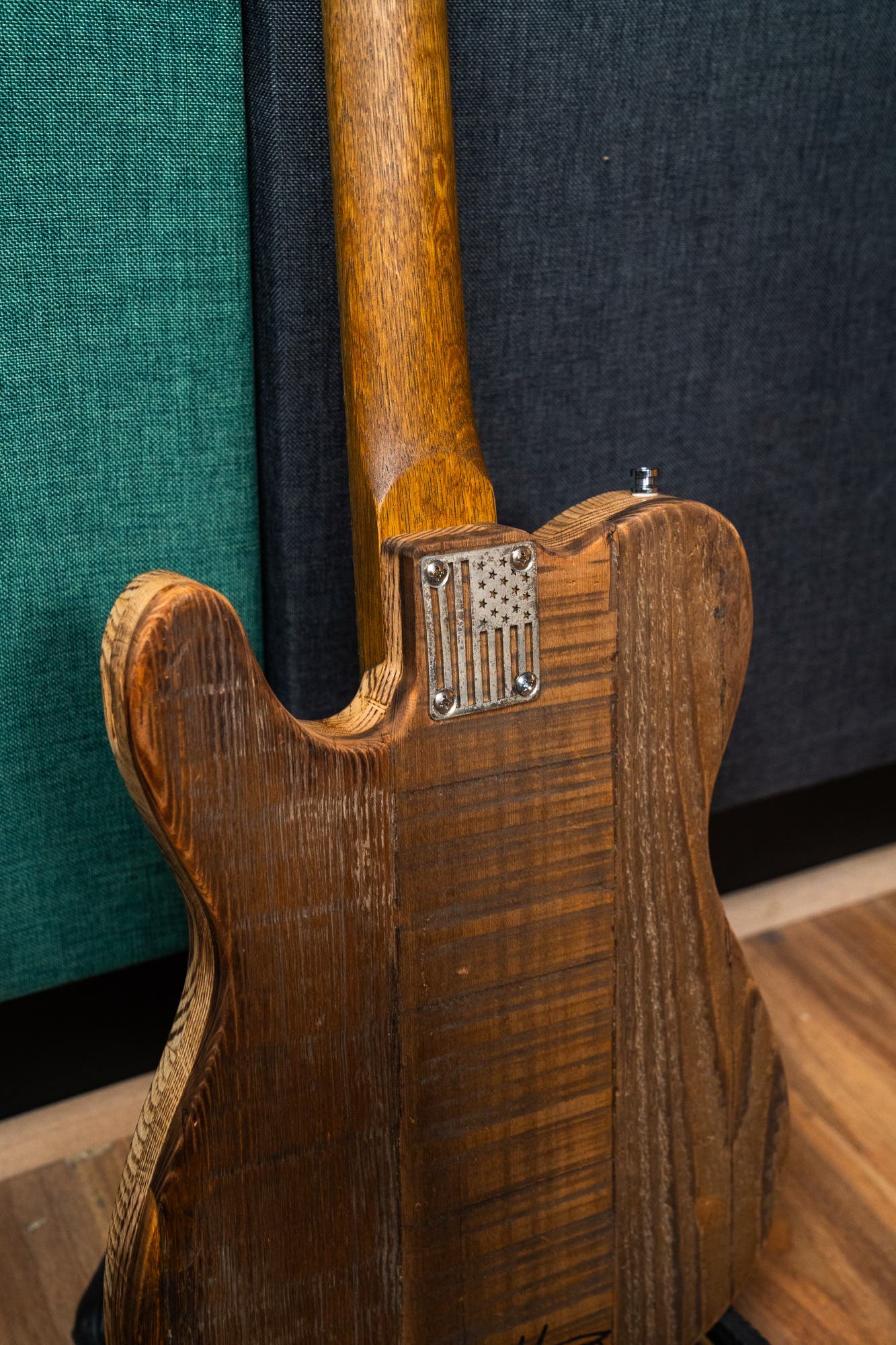 Justin Johnson Signature Guitar + Gator Case - Whiskey Barrel Jack Daniels (Stencil) - Pre-Owned