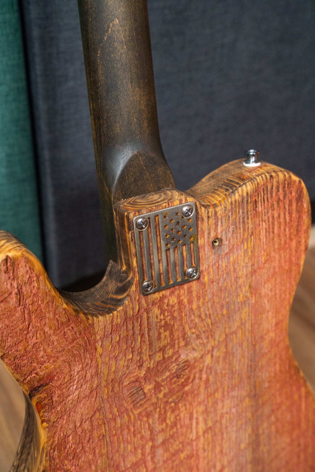 Justin Johnson Signature Guitar + Gator Case - Whiskey Barrel Jack Daniels (2021) - Pre-Owned