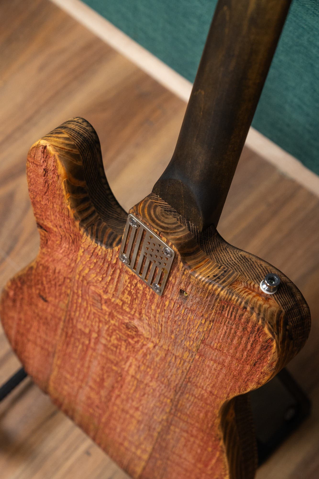 Justin Johnson Signature Guitar + Gator Case - Whiskey Barrel Jack Daniels (2021) - Pre-Owned