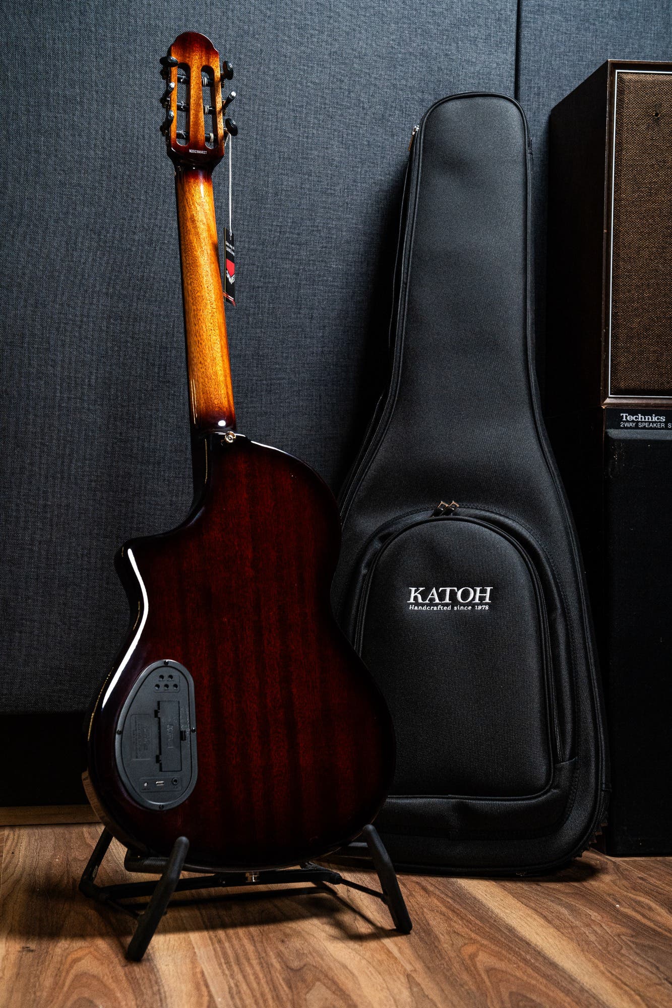 Katoh Hispania Chambered Solidbody Nylon String Guitar w/Bag - Cognac