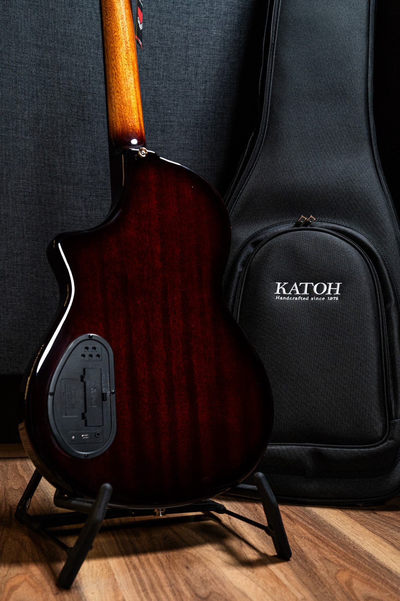 Katoh Hispania Chambered Solidbody Nylon String Guitar w/Bag - Cognac