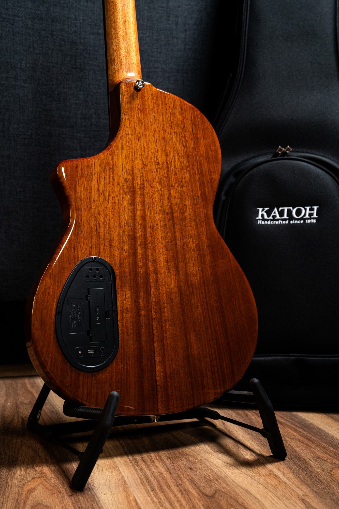 Katoh Hispania Chambered Solidbody Nylon String Guitar w/Bag - Natural