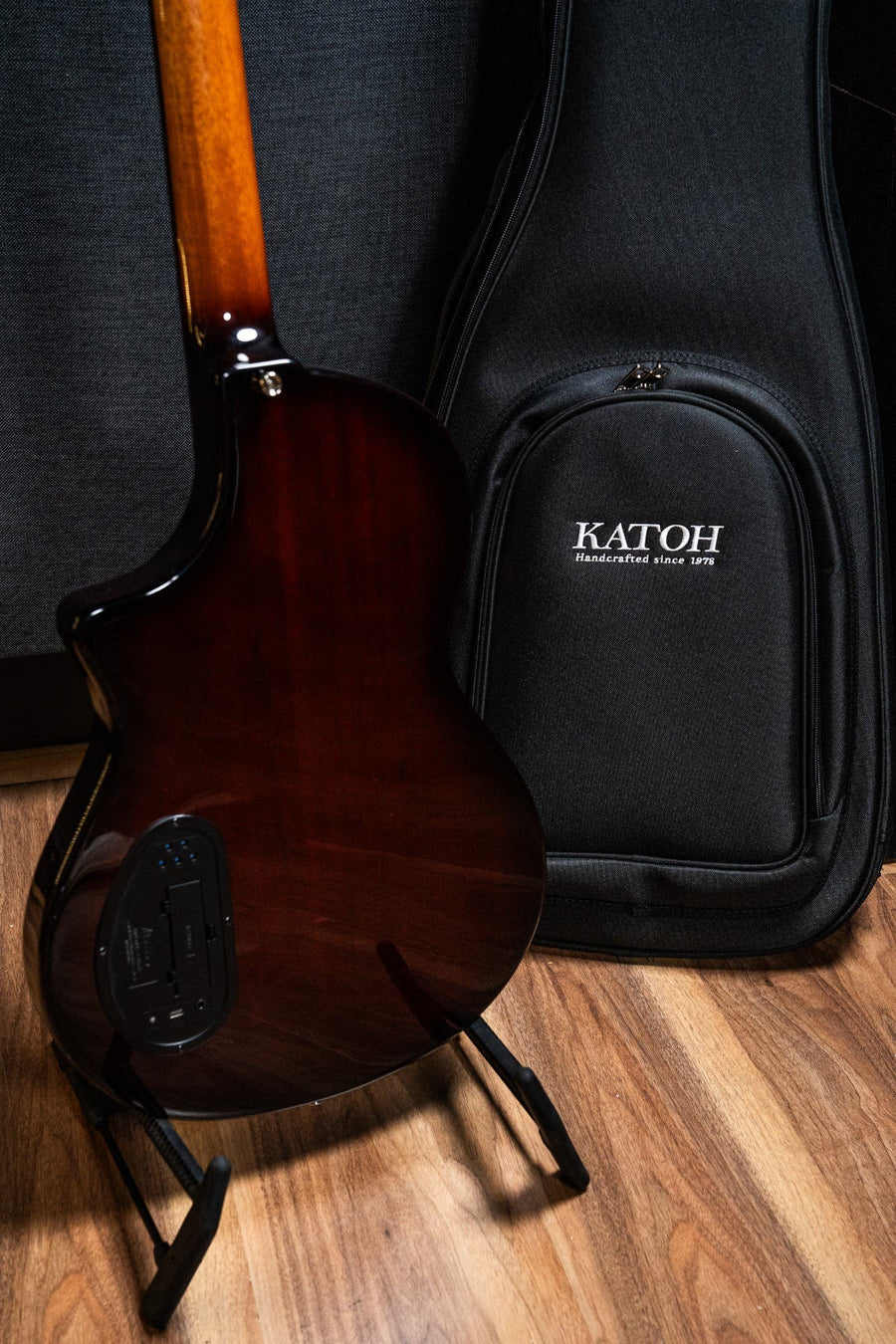 Katoh Hispania Chambered Solidbody Nylon String Guitar w/Bag - Sunburst