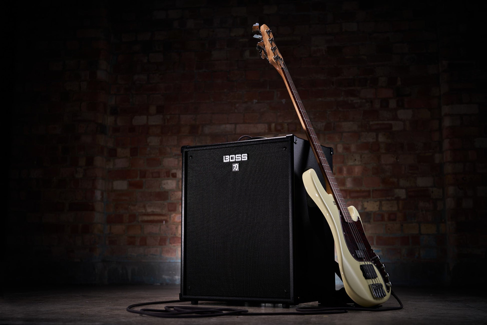 Boss Katana-210B 300w Bass Combo