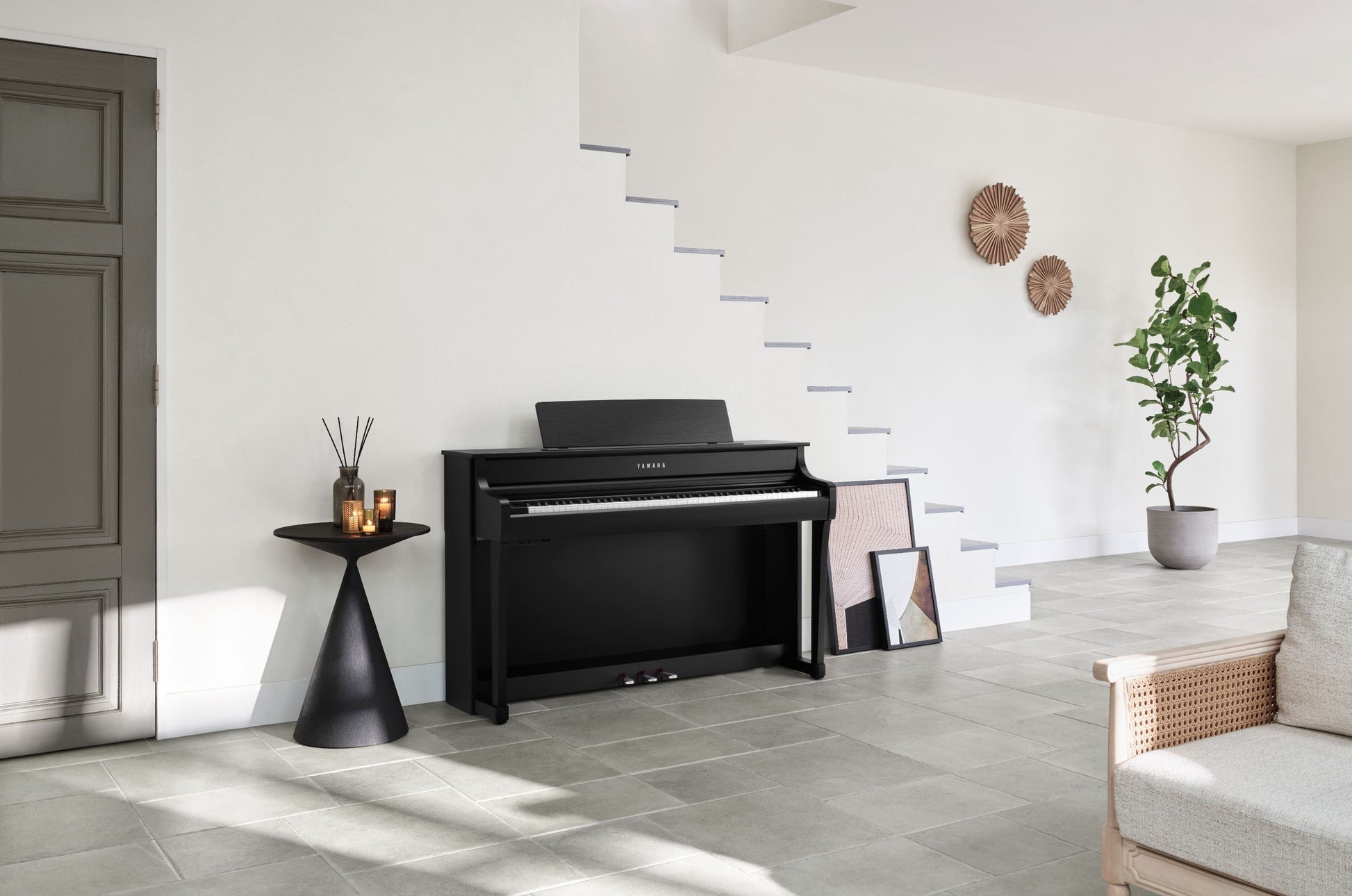 Yamaha CLP845B Clavinova Digital Piano - Black Finish