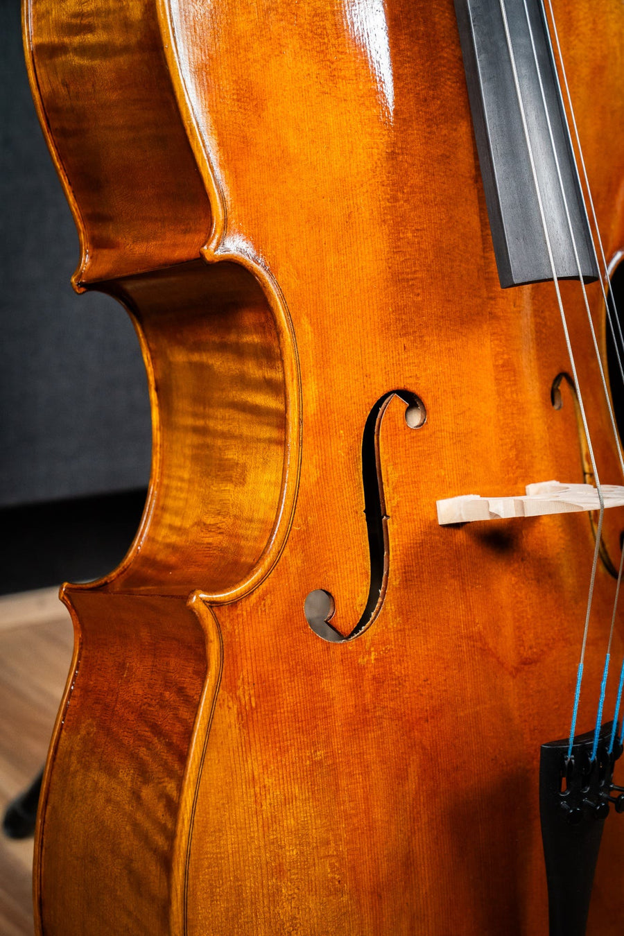 Makers II 4/4 Cello w/Subtle Antiquing - Fully Set Up W/Jargar Strings (Instrument Only)