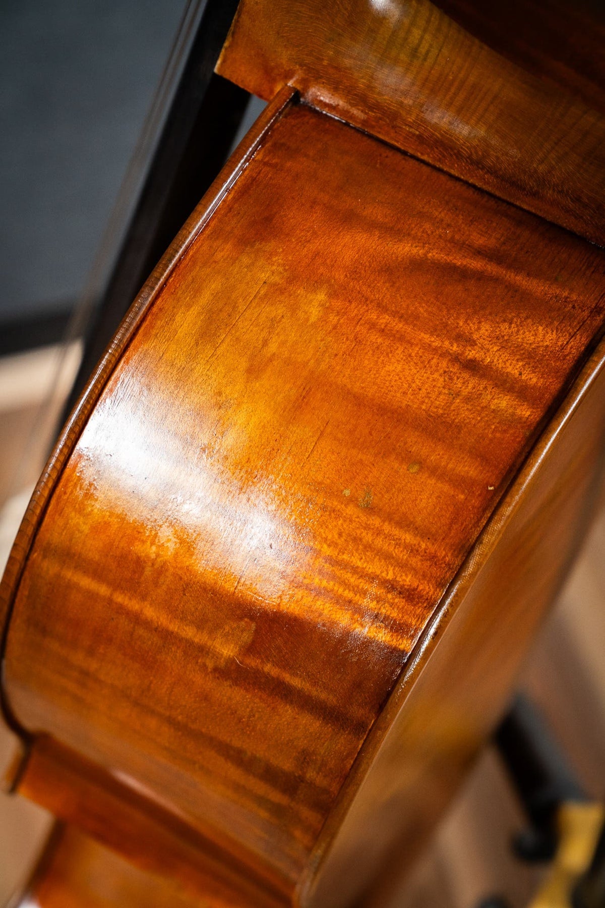 Makers II 4/4 Cello w/Subtle Antiquing - Fully Set Up W/Jargar Strings (Instrument Only)