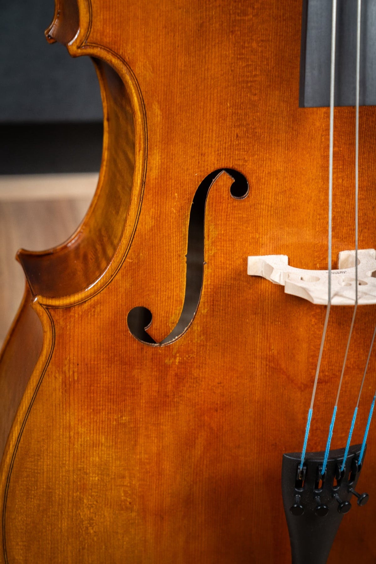 Makers II 4/4 Cello w/Subtle Antiquing - Fully Set Up W/Jargar Strings (Instrument Only)