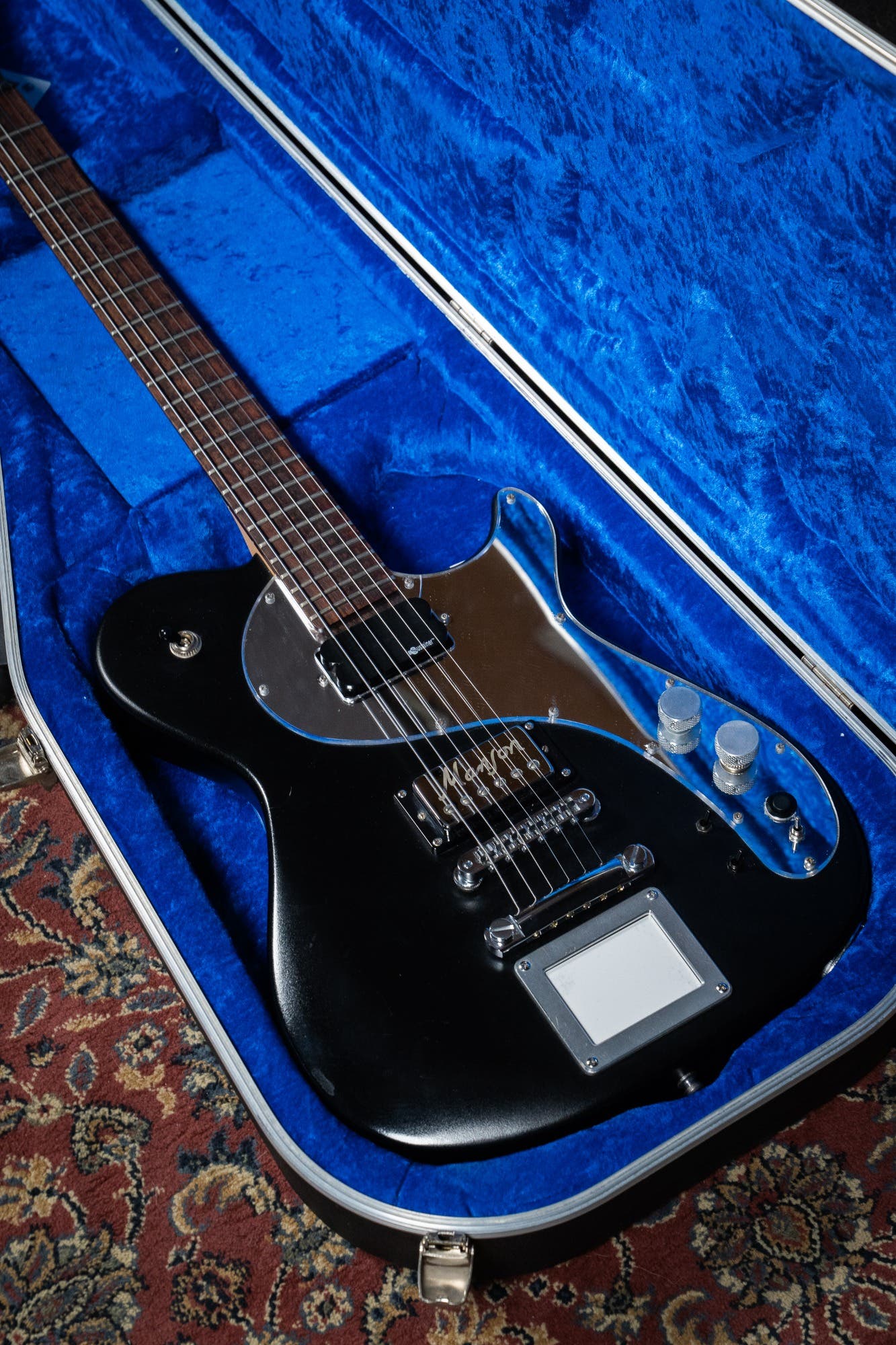 Manson Guitar Works 2011 MA-1 Guitar w/Case - Pre-Owned